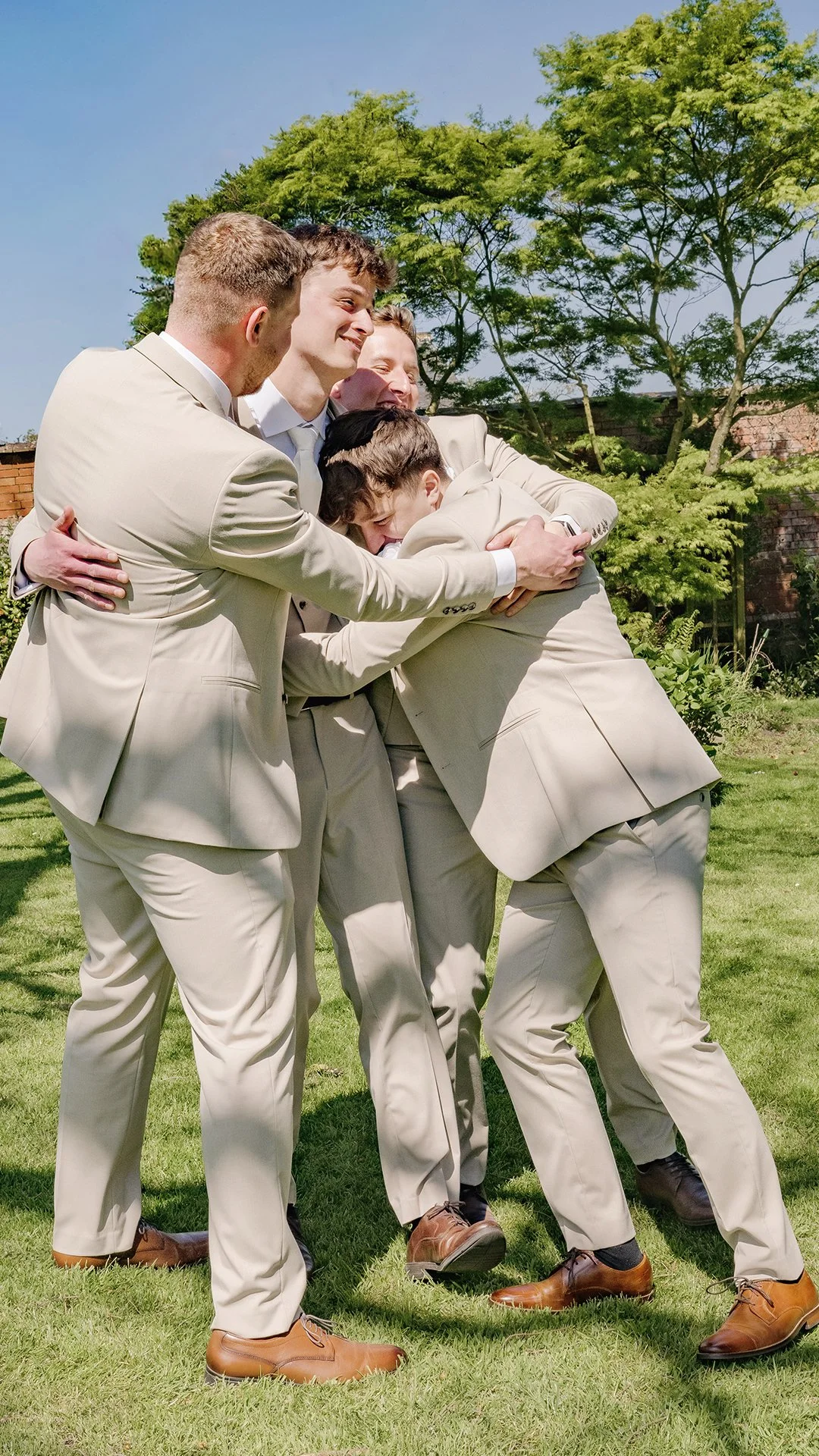North Devon Female wedding Photographer.jpg