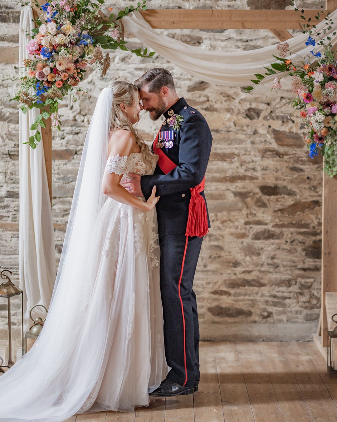 Barn wedding Devon wedding Photographer.jpg