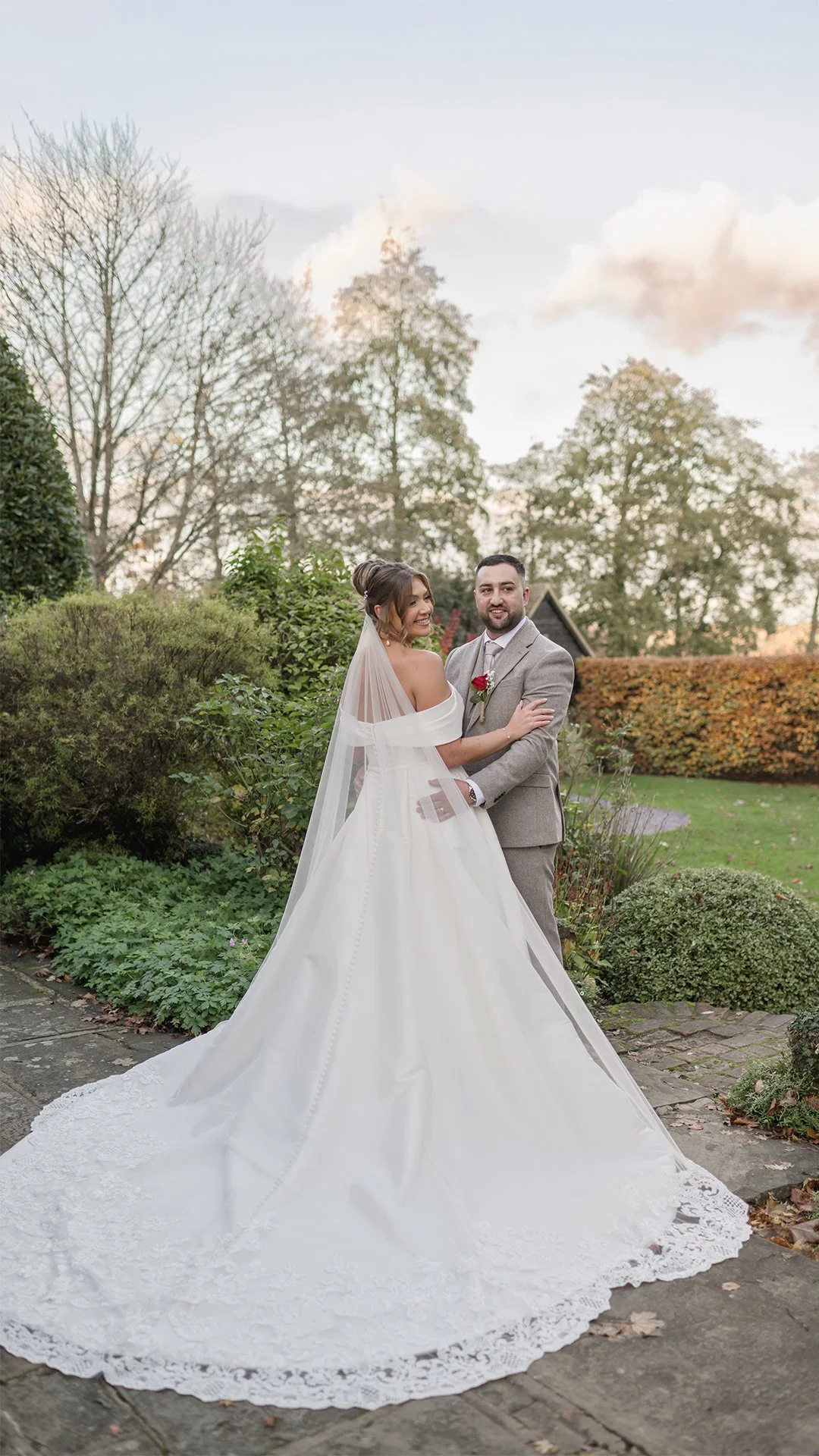 Natural South West Wedding Photopgrapher Uk.jpg