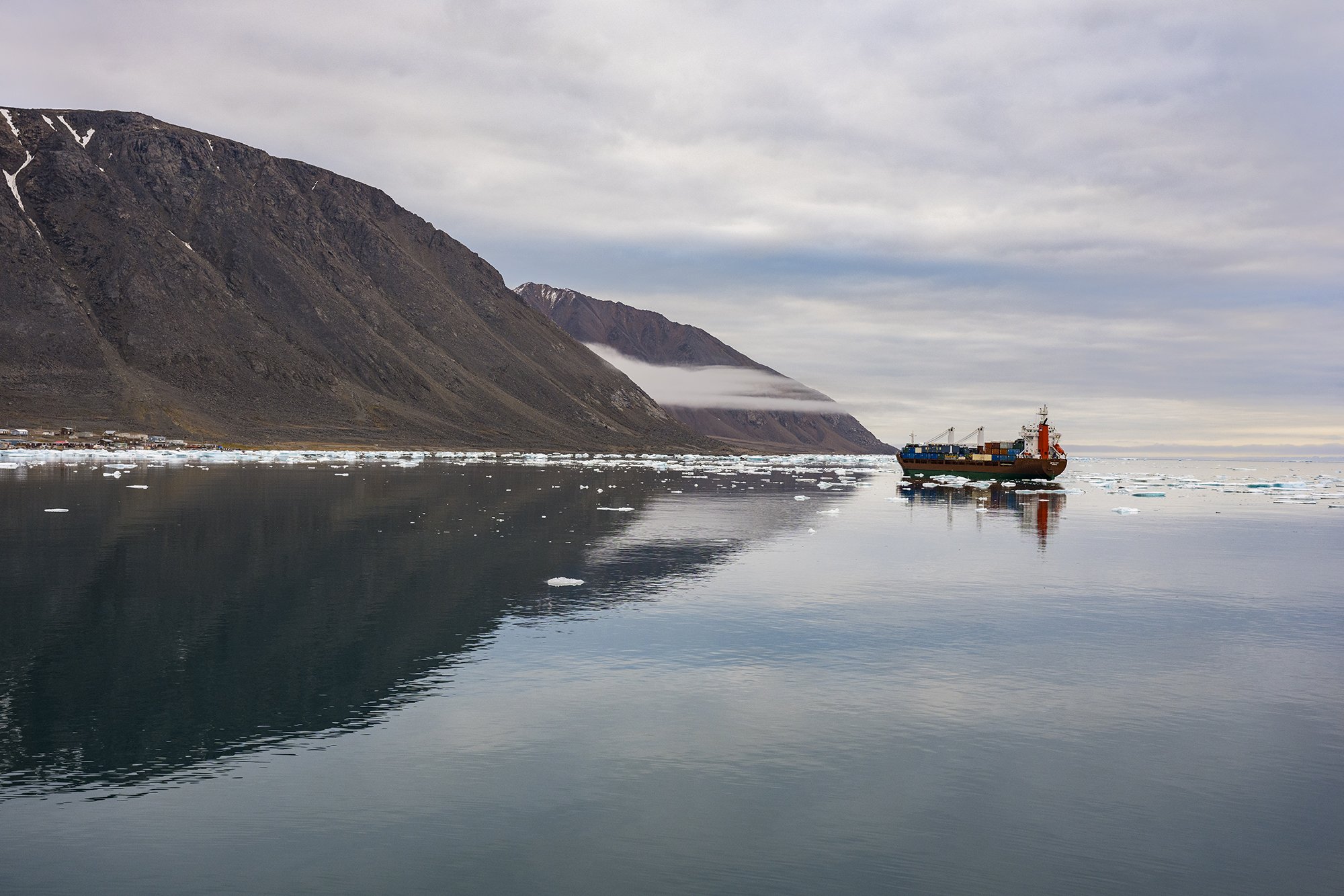 Greenland_and_Baffin_Jordan_Banks_0001-243.jpg