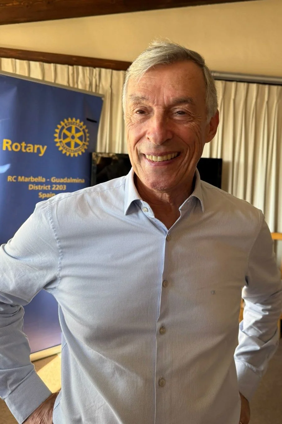A happy quizmaster