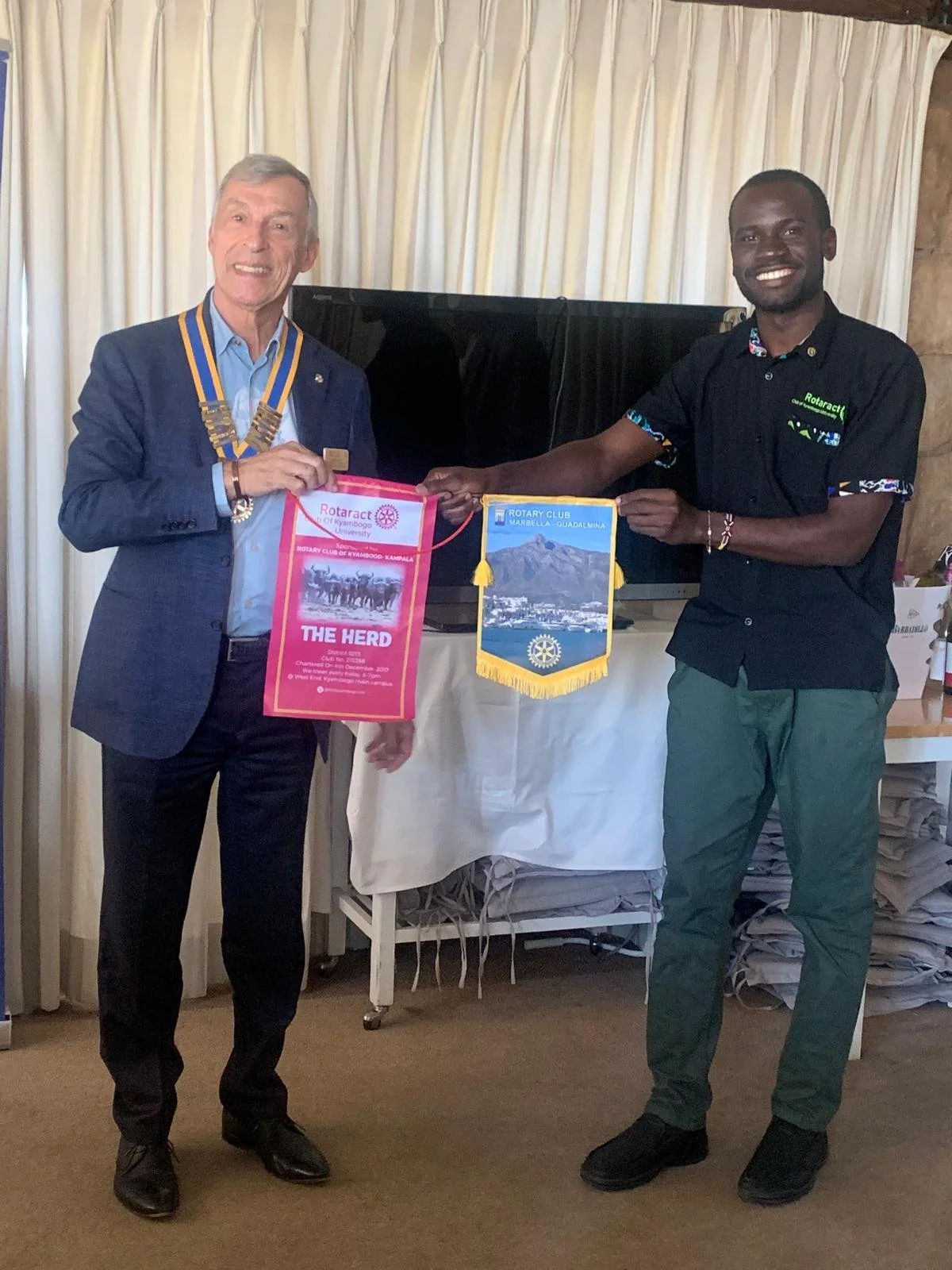 WhatsApp Image 2024-10-17 at 21.43.55_b68996a7.jpg