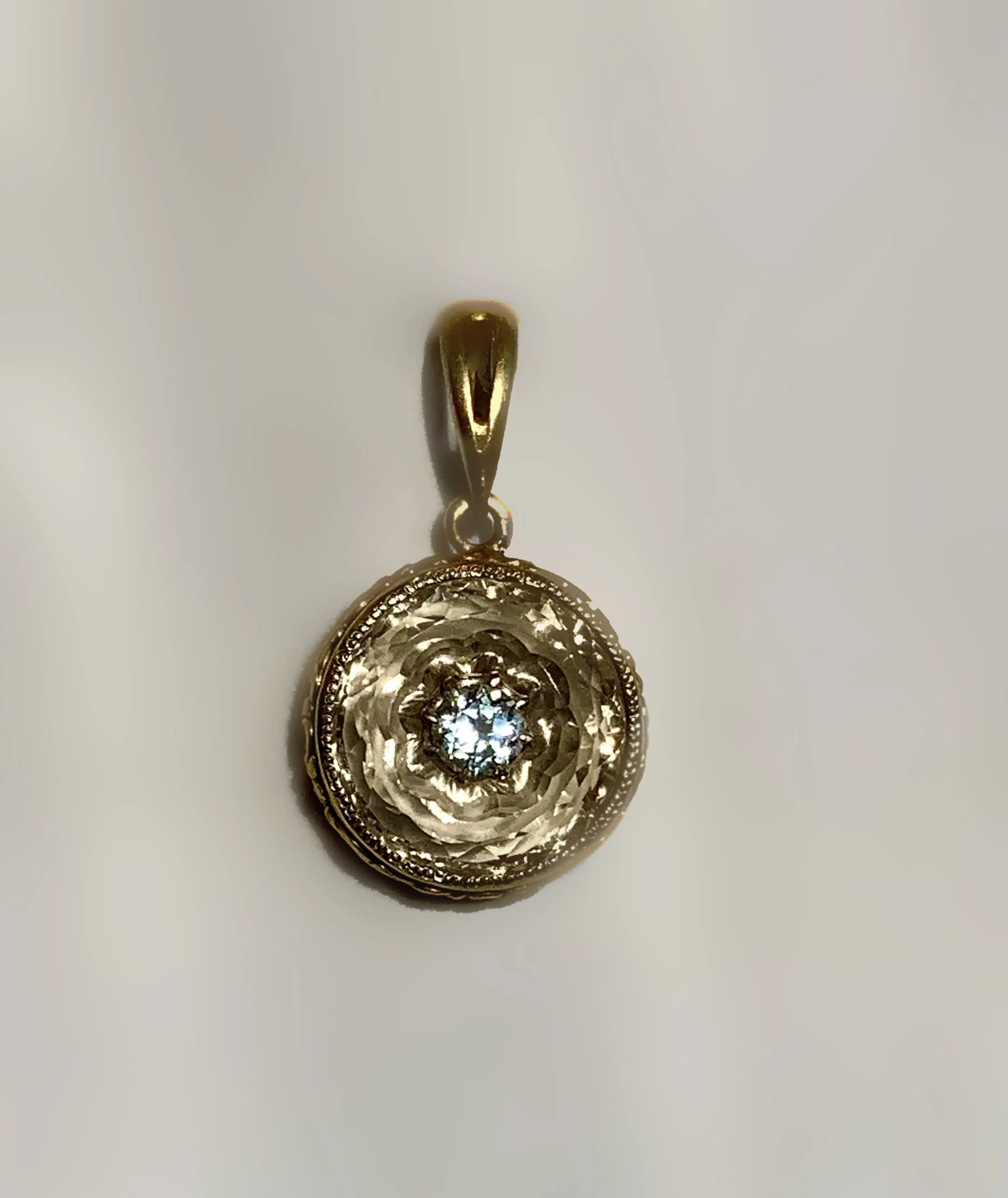 "RONDO" PENDANT