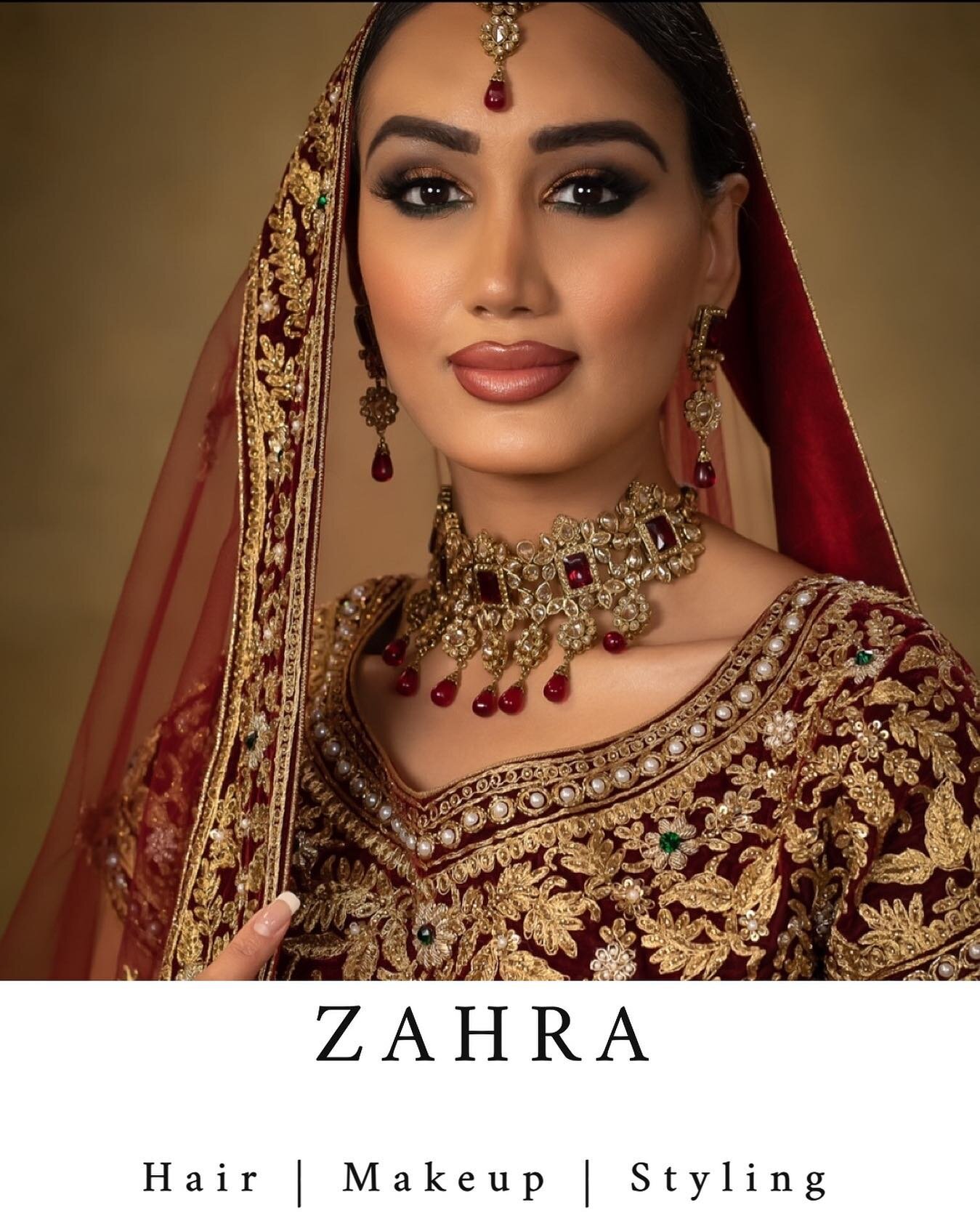 💄Senior Stylist: ZAHRA
📍Location: W. LONDON - available to travel ----------------------------------------------------------------------------------
To BOOK 👉🏽 Email us at promakeuplondonstylists@gmail.com ----------------------------------------