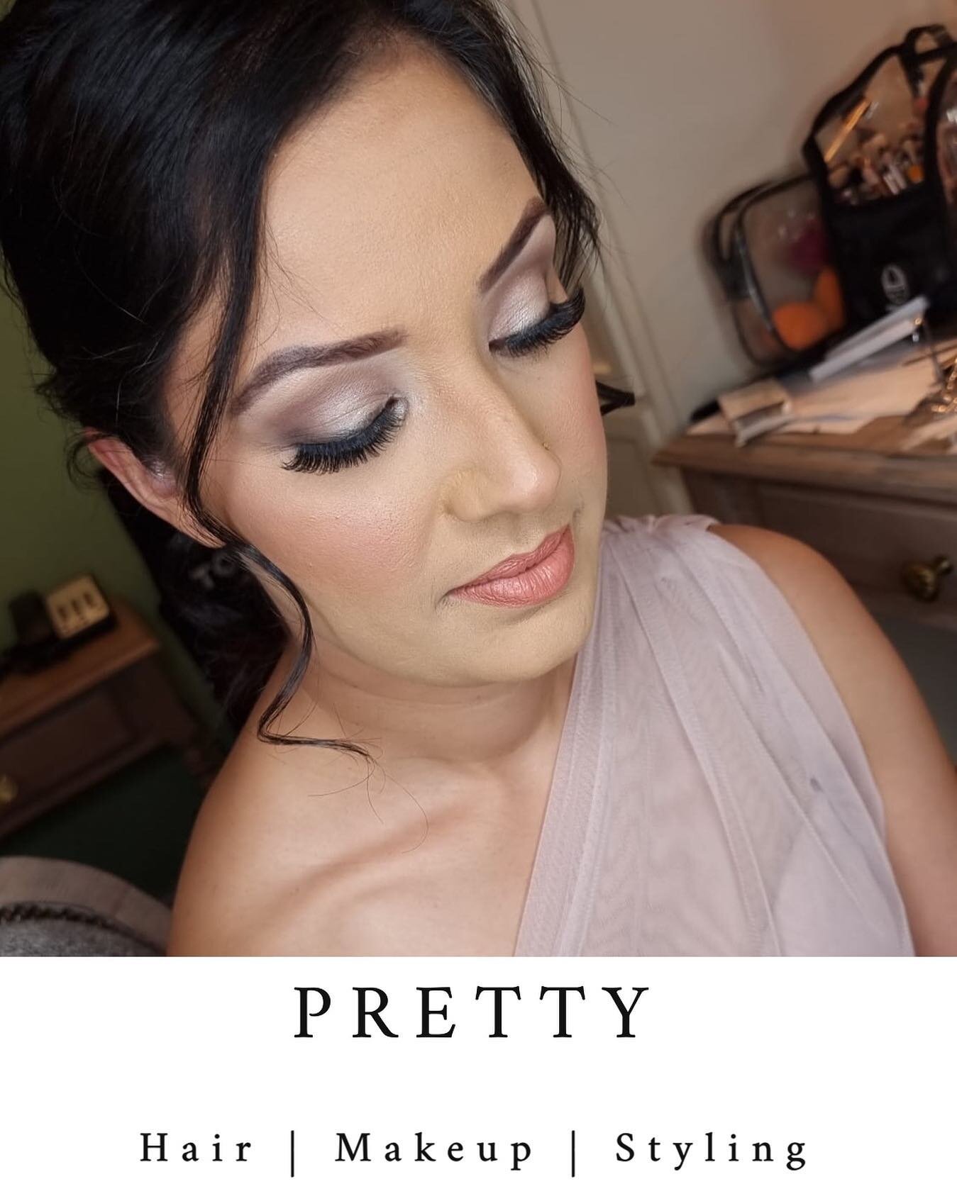💄Senior Stylist: PRETTY 
📍Location: LEICESTER - available to travel ----------------------------------------------------------------------------------
To BOOK 👉🏽 Email us at promakeuplondonstylists@gmail.com --------------------------------------