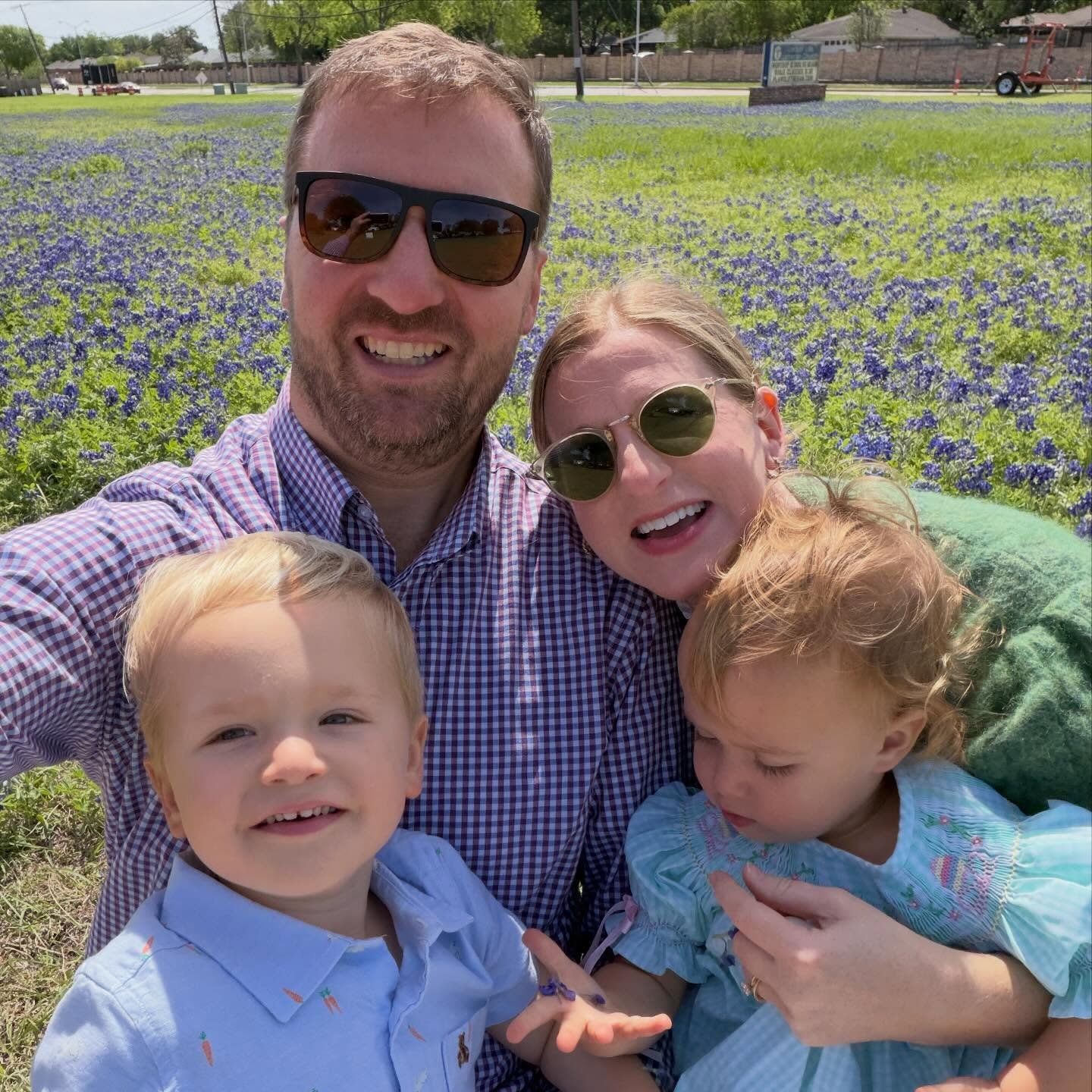 Easter 💫💫 it's been quite a month but I sure am thankful for this little family of mine 🥹🥰