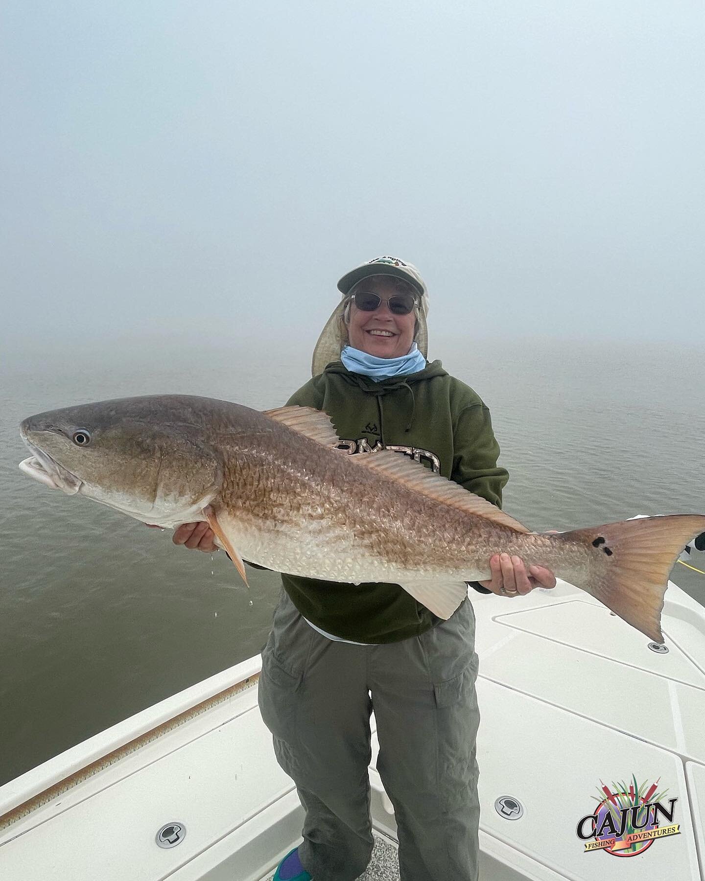 Step aboard our comfortable and fully-equipped boats and let our knowledgeable guides take you to the best fishing spots in Louisiana.⠀
⠀
⠀
⠀
⠀
@yamahaoutboards @power.pole @skeeter_boats @zmanfishingproducts @simradyachting⠀
#cfalodge #cajunfishinga