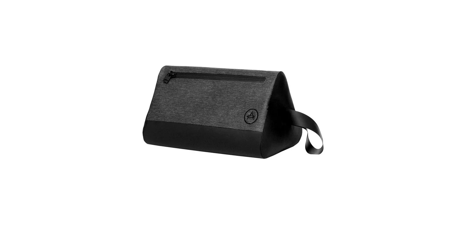 Welded Triangle Case