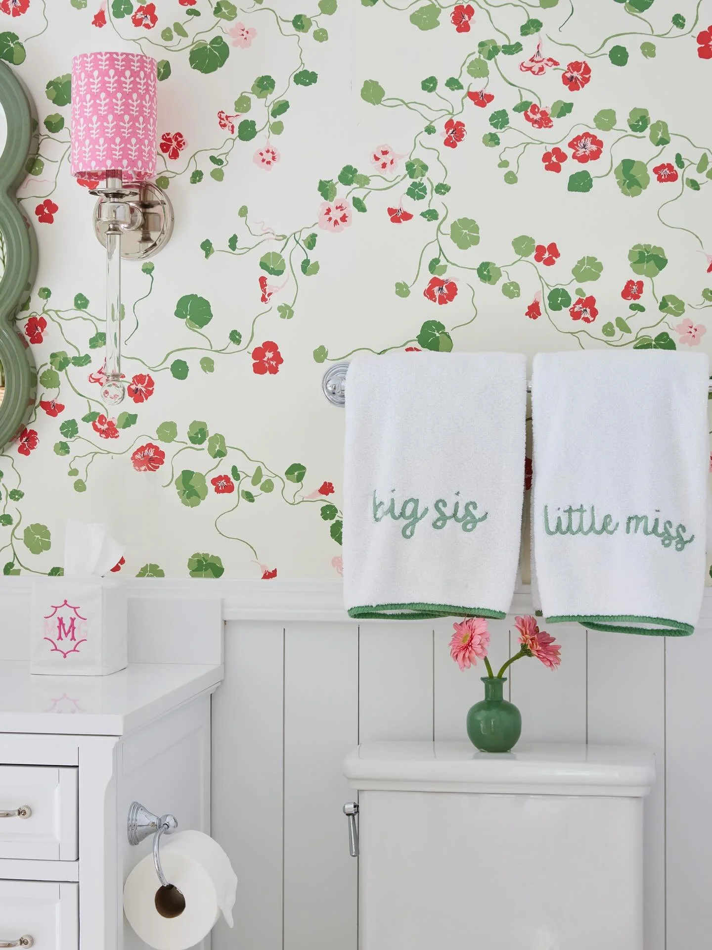 🩷💚
📷: @sydneysheehanphoto