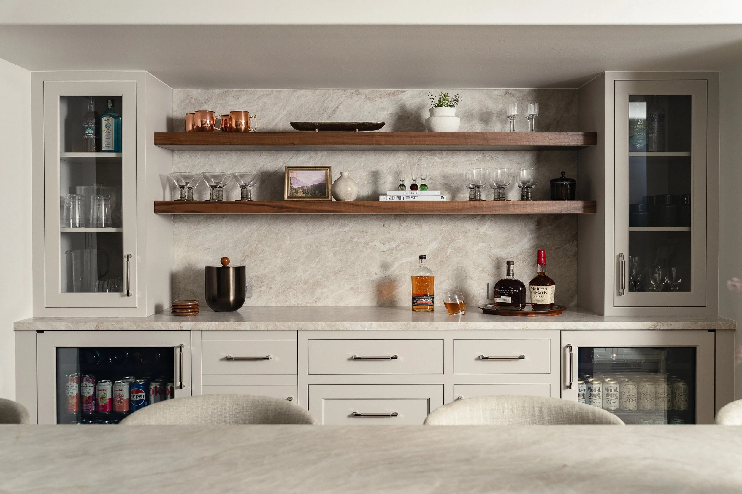 KitchenBar_JHP07840.JPG