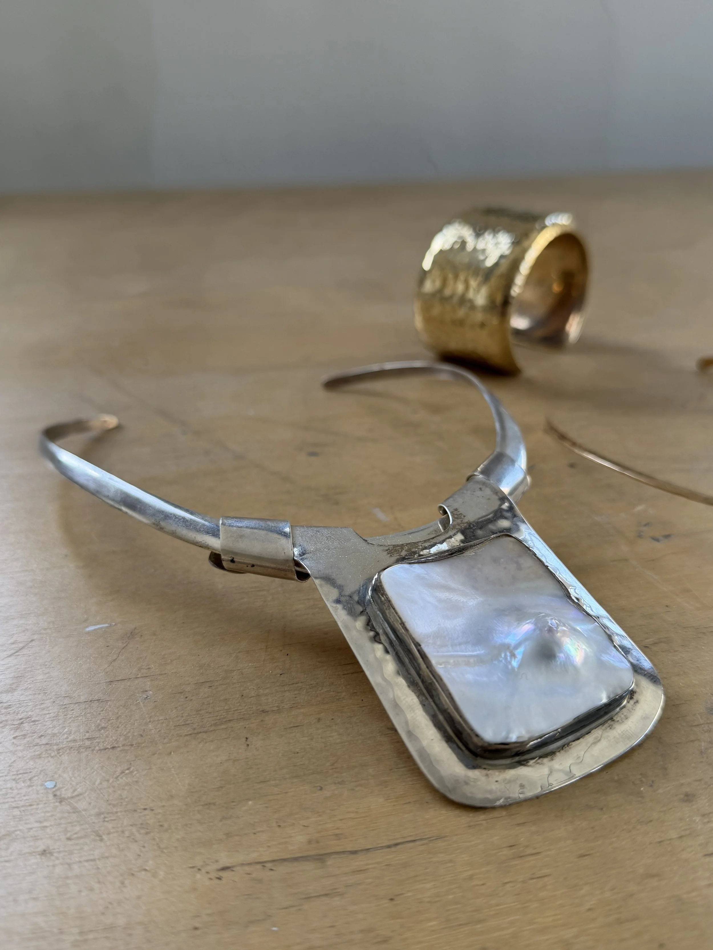 Vintage Mother of Pearl Silver Torque Necklace