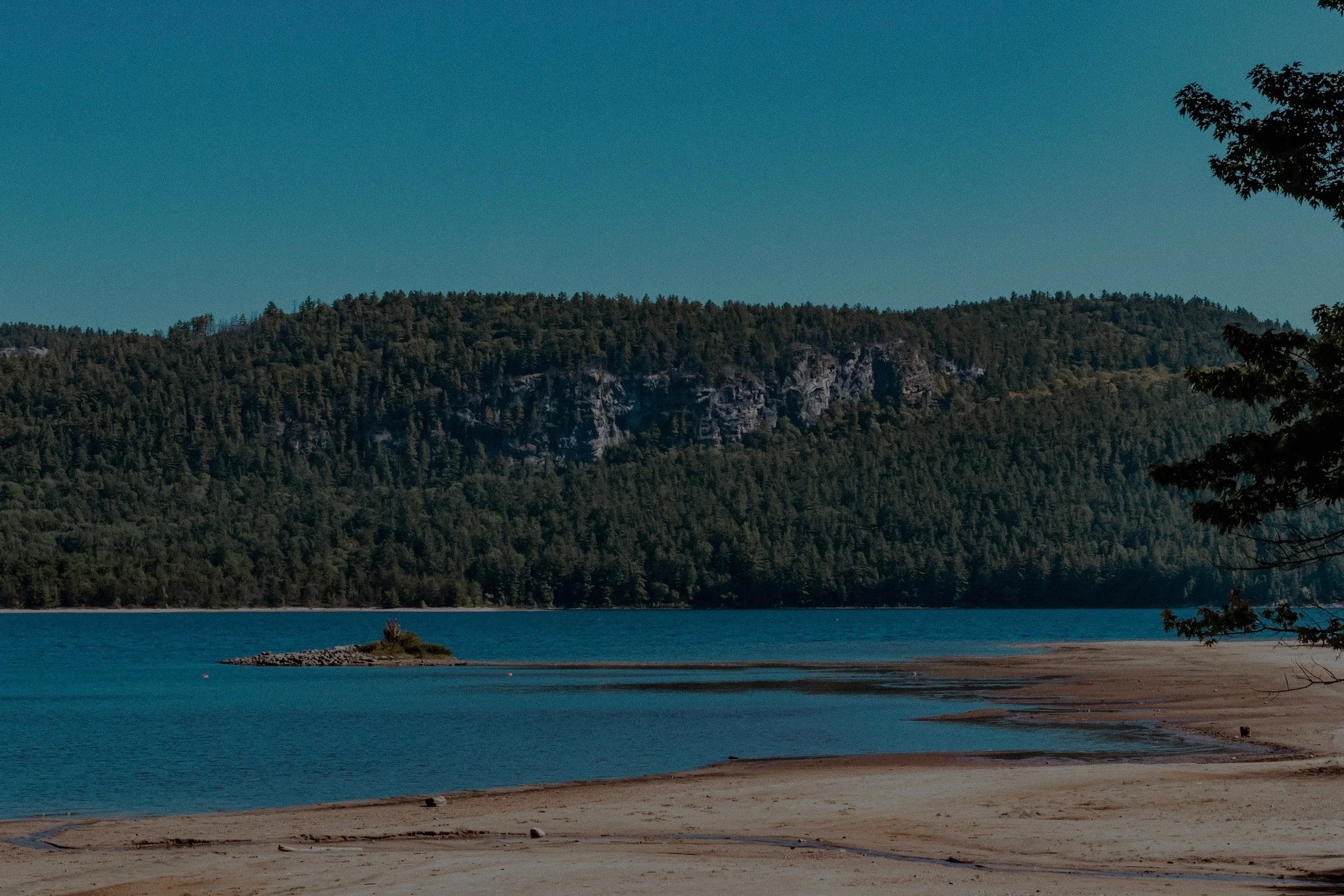 Tiny Village Ottawa River Ontario Glamping Sites