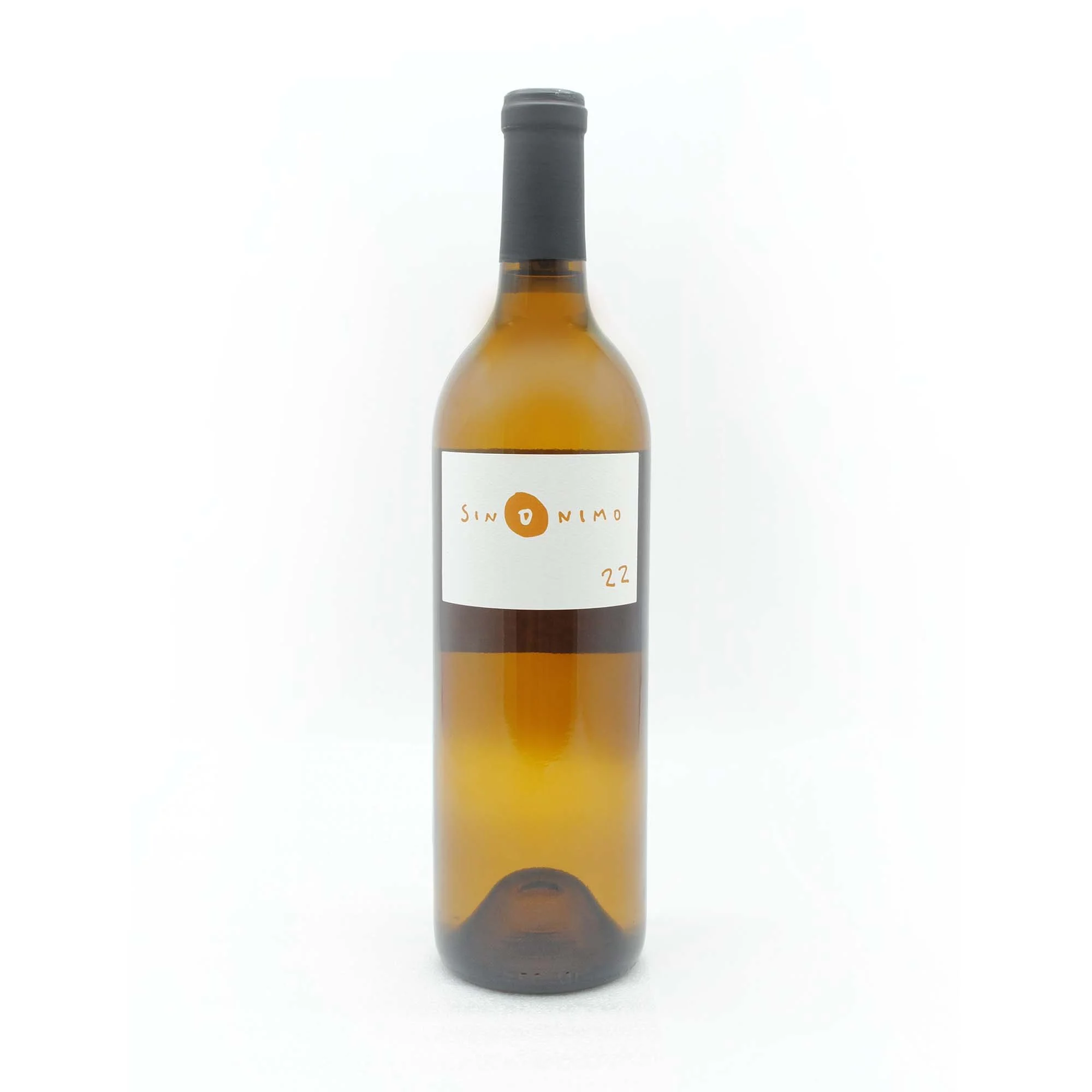 A brown wine bottle with a black cap, labeled 'Sin Donimo 22' on a white label with orange text and a central orange circle.