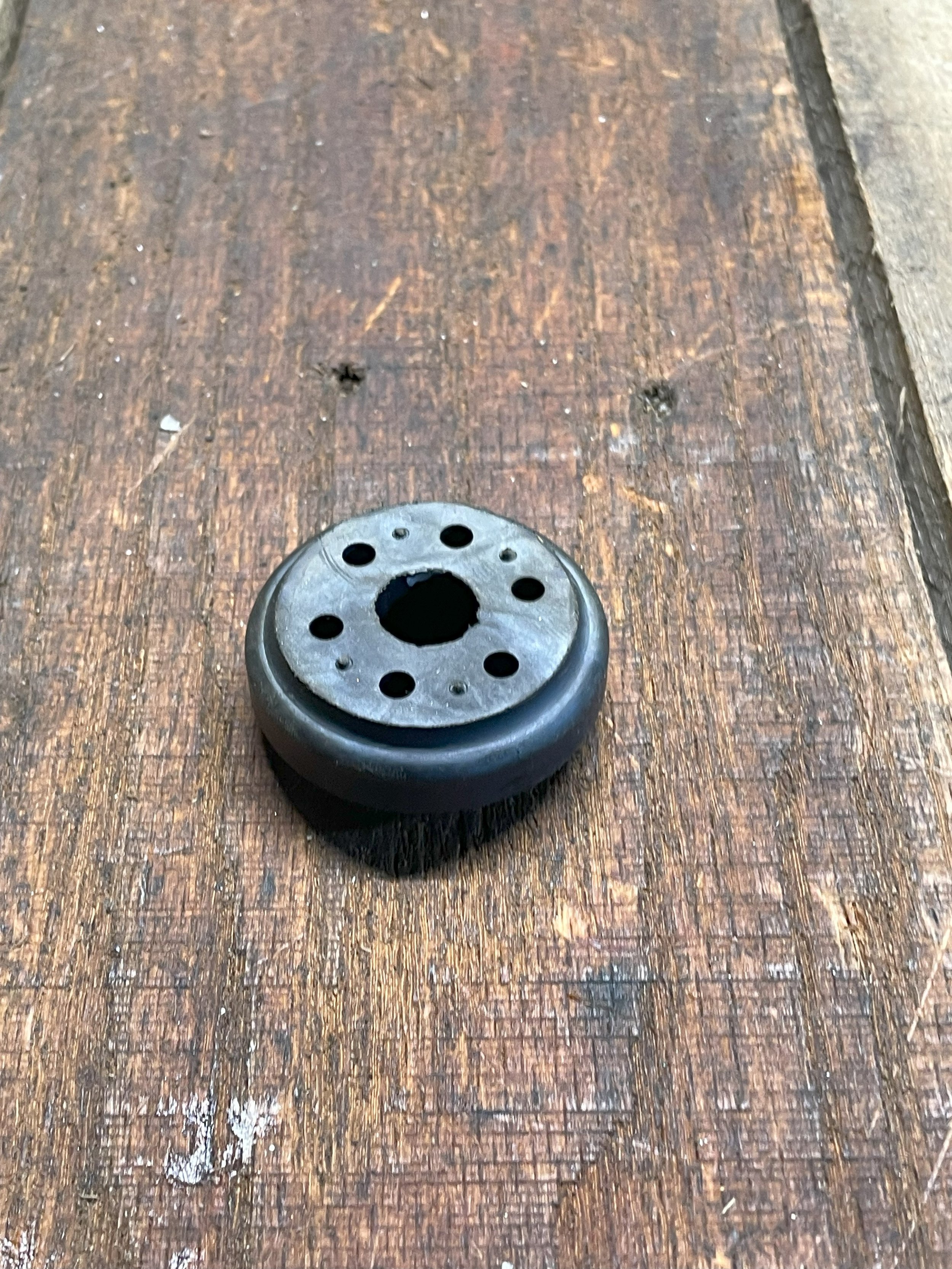 Terex: 12927 Isolator, Radiator Brace, Inside