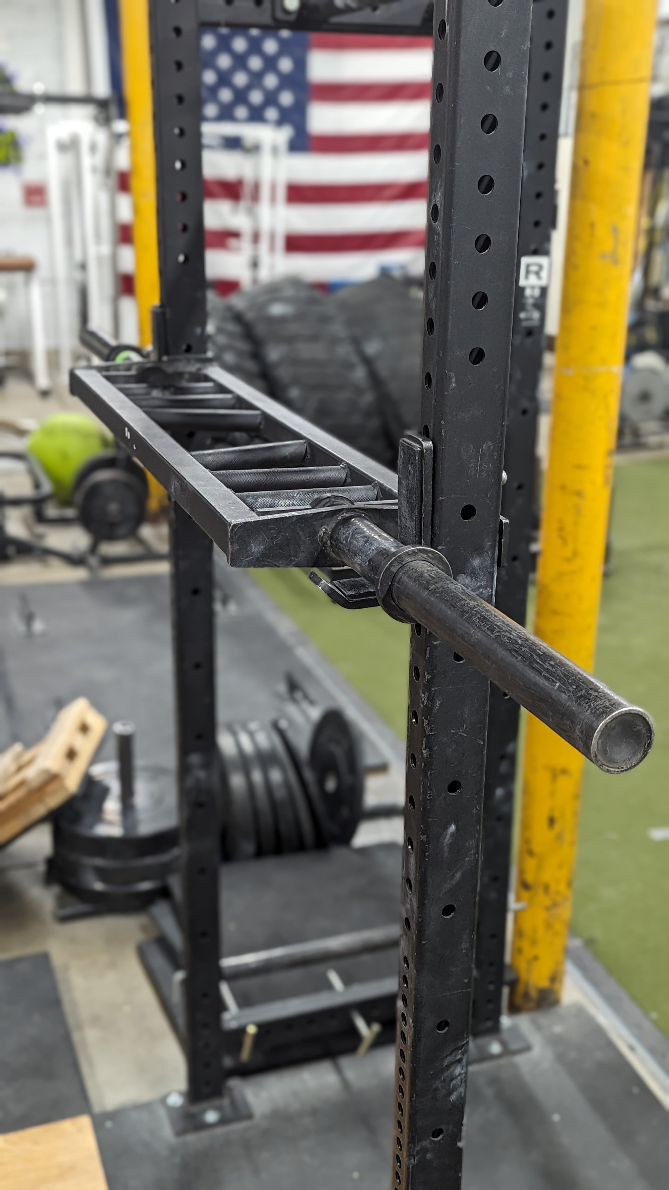 Titan Multi Grip Bar. Empty Weight - 45lbs