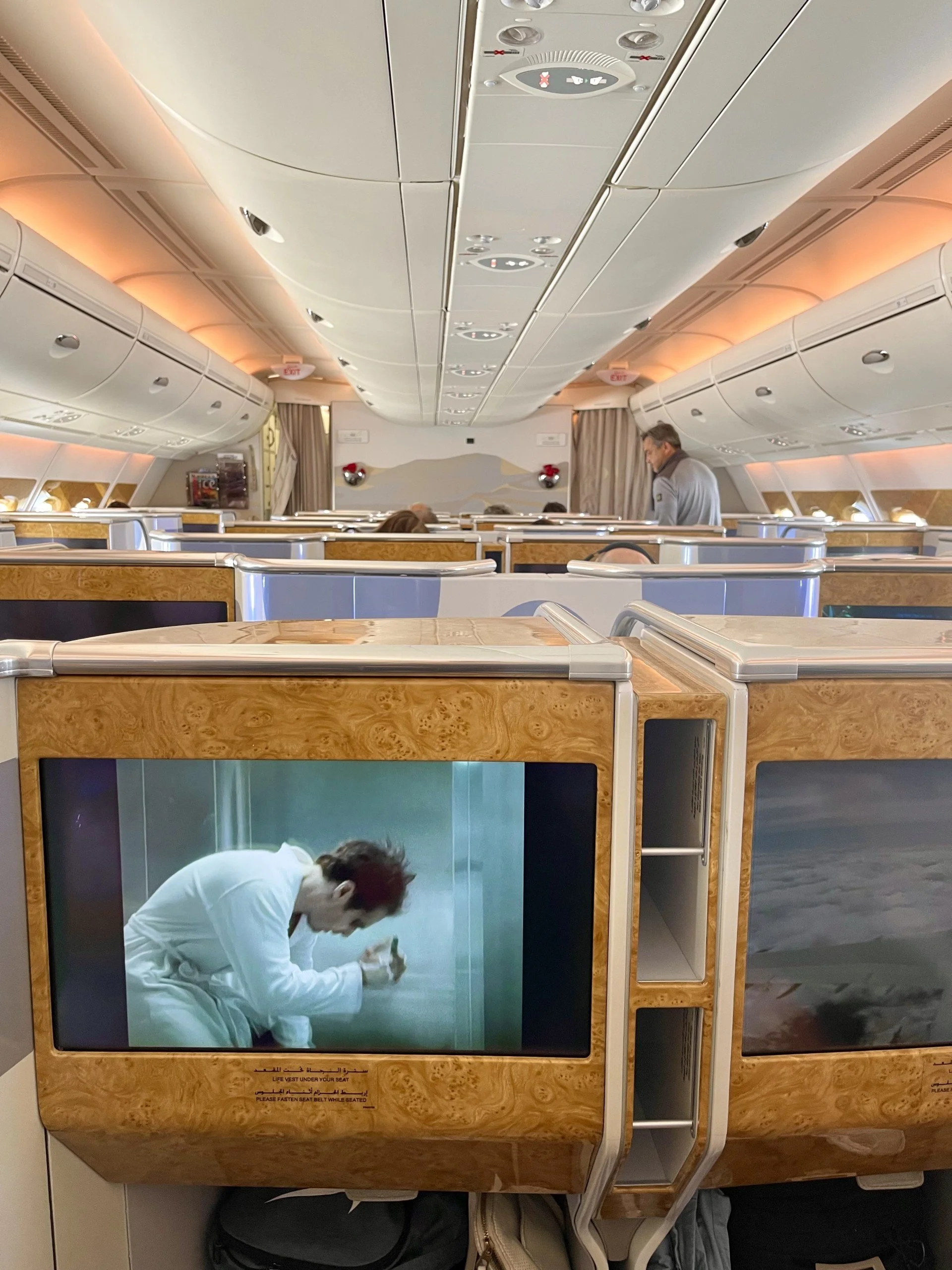emirates a380 business class cabin