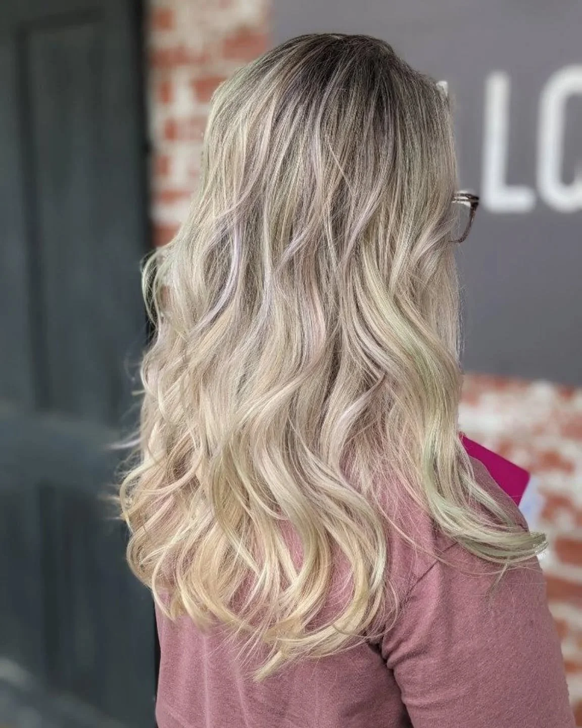 Subtle opal tones for a pop of fun 🤩
#Aveda #OpalHair #PastelHair #OldTownSpring