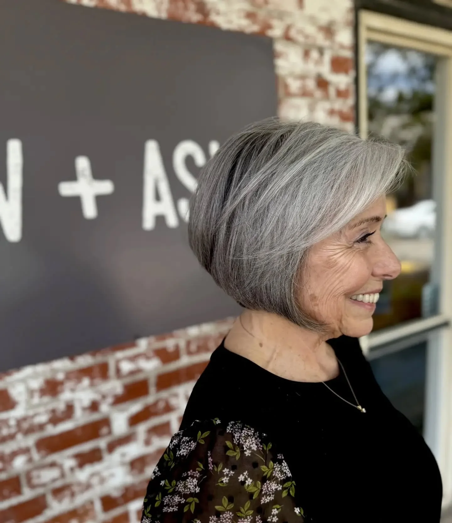 One of the best parts of being a #DayMaker is getting to see your gorgeous smiles at the end of each service 💖

#WillowAndAshSalon #OldTownSpring #YoureSoPretty #Aveda