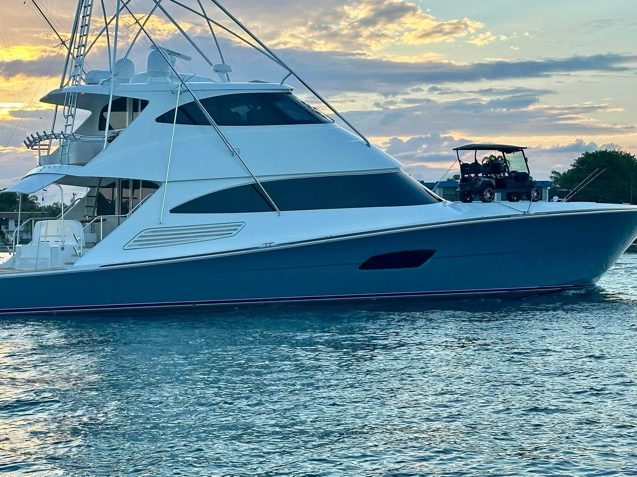 Caption this photo&hellip; 92 Viking with a golf cart on the bow! A first for us captured by @controlledchaosfishing