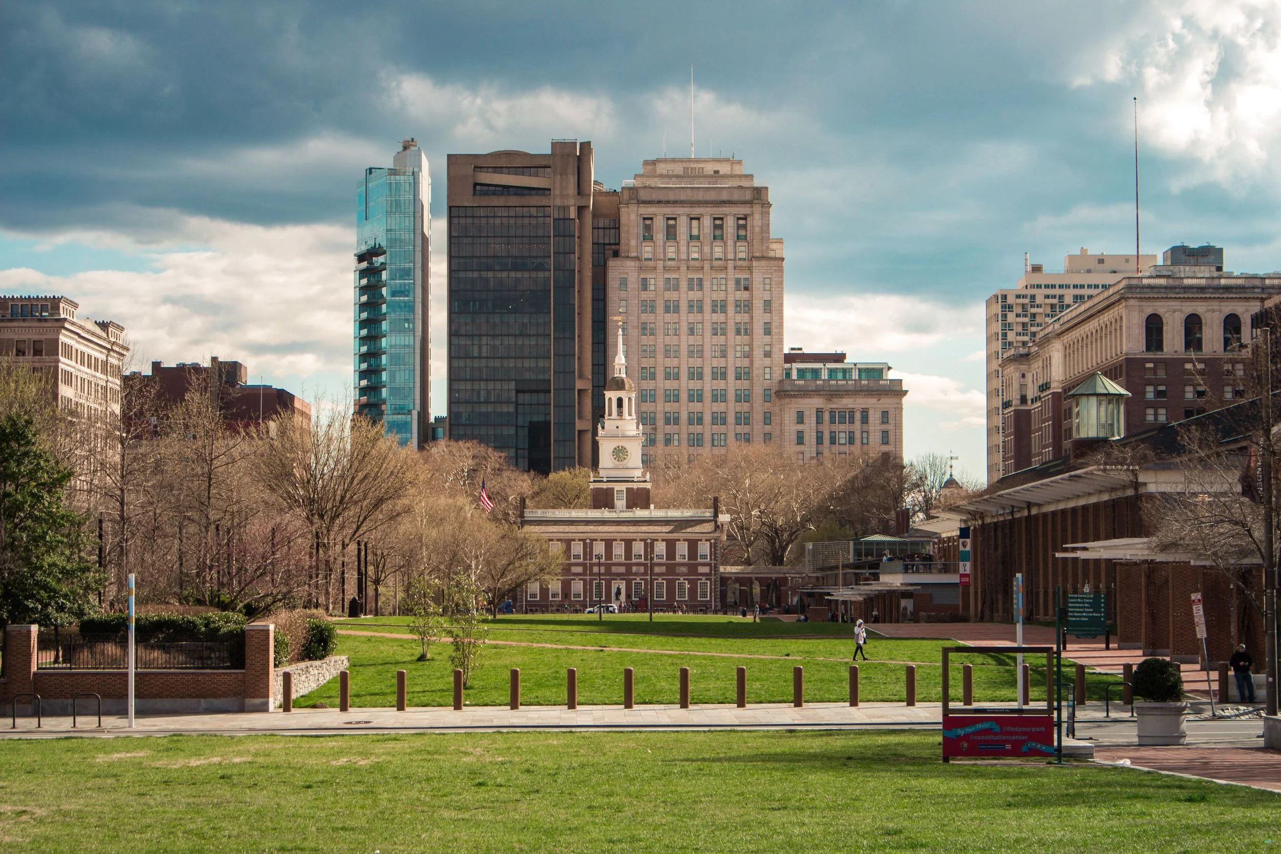 Independence Hall can see seen surrounded by skyscrapers. Drives & Detours first time in Philadelphia