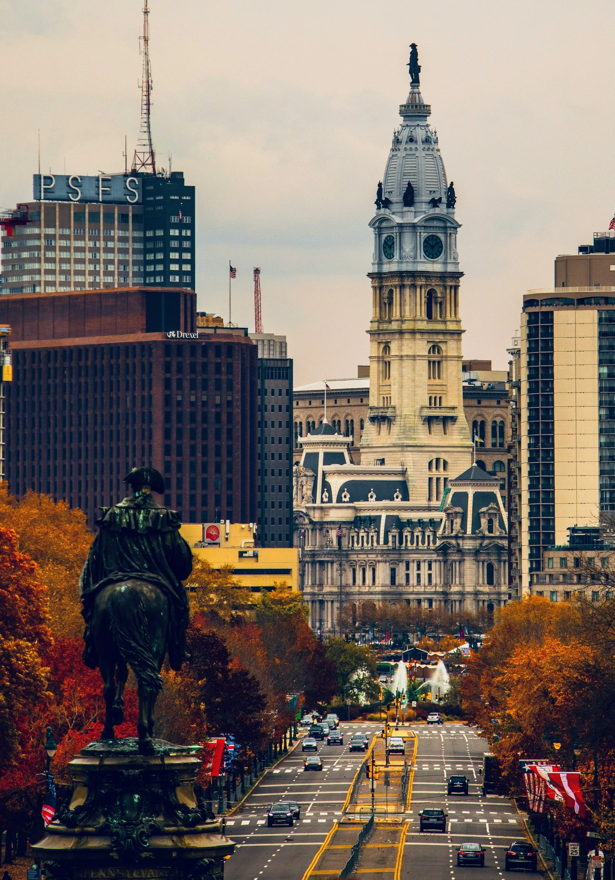 The Washington Monument Fountain faces Philadelphia City Hall