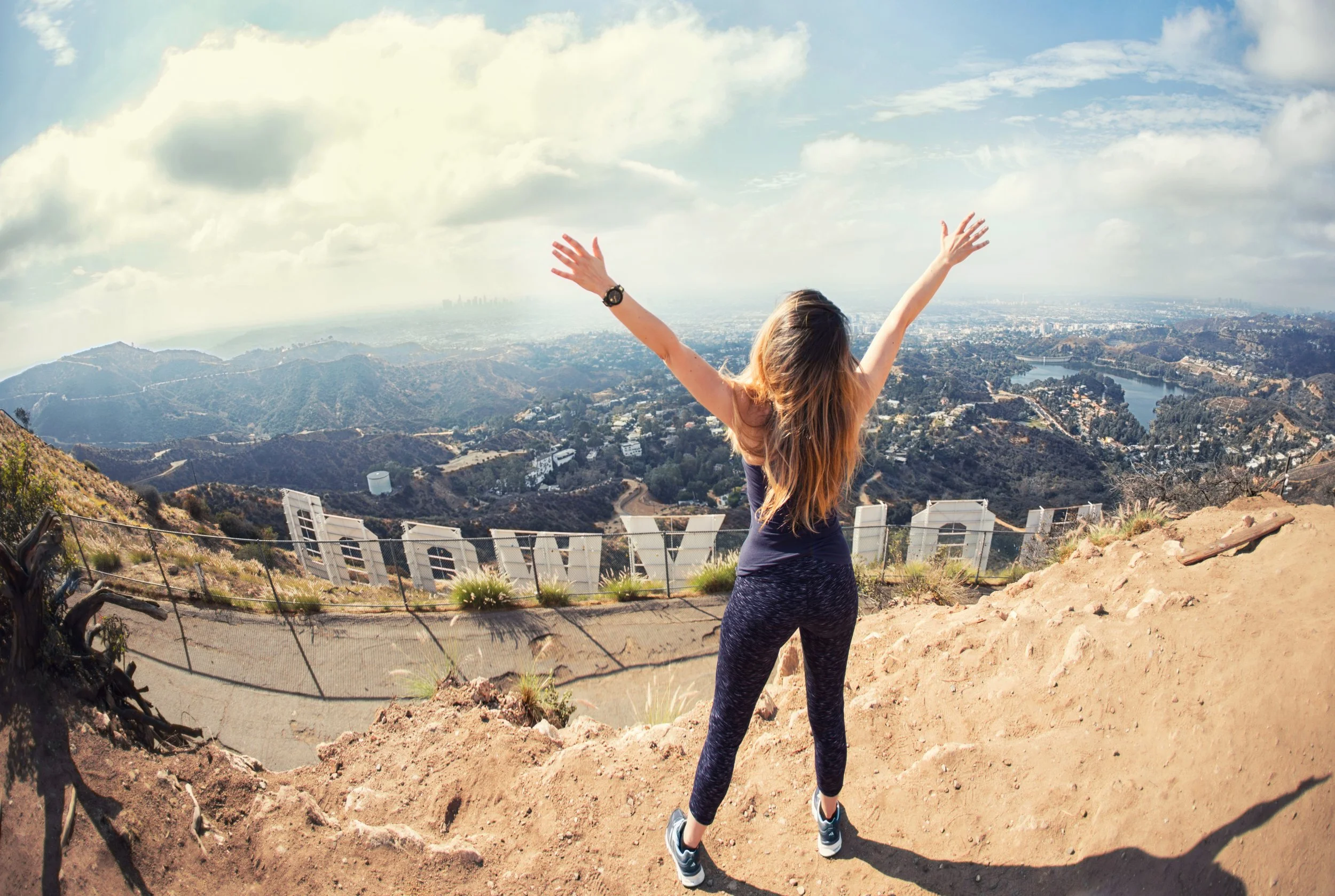 How to Hike to the Hollywood Sign in Los Angeles: The Complete 2026 Guide