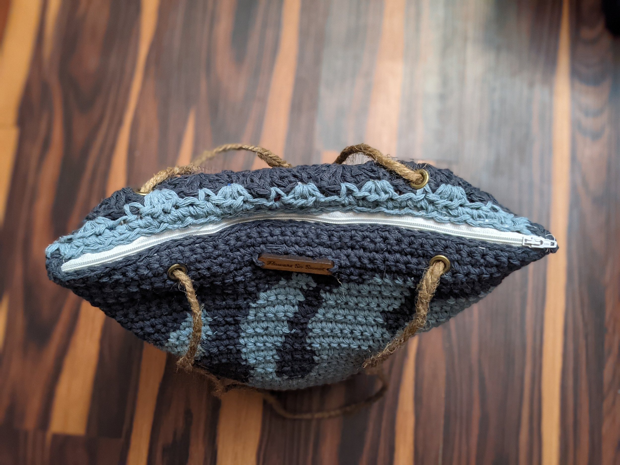 https://i.etsystatic.com/15778686/r/il/36d501/3083158903/il_fullxfull.3083158903_rjja.jpg