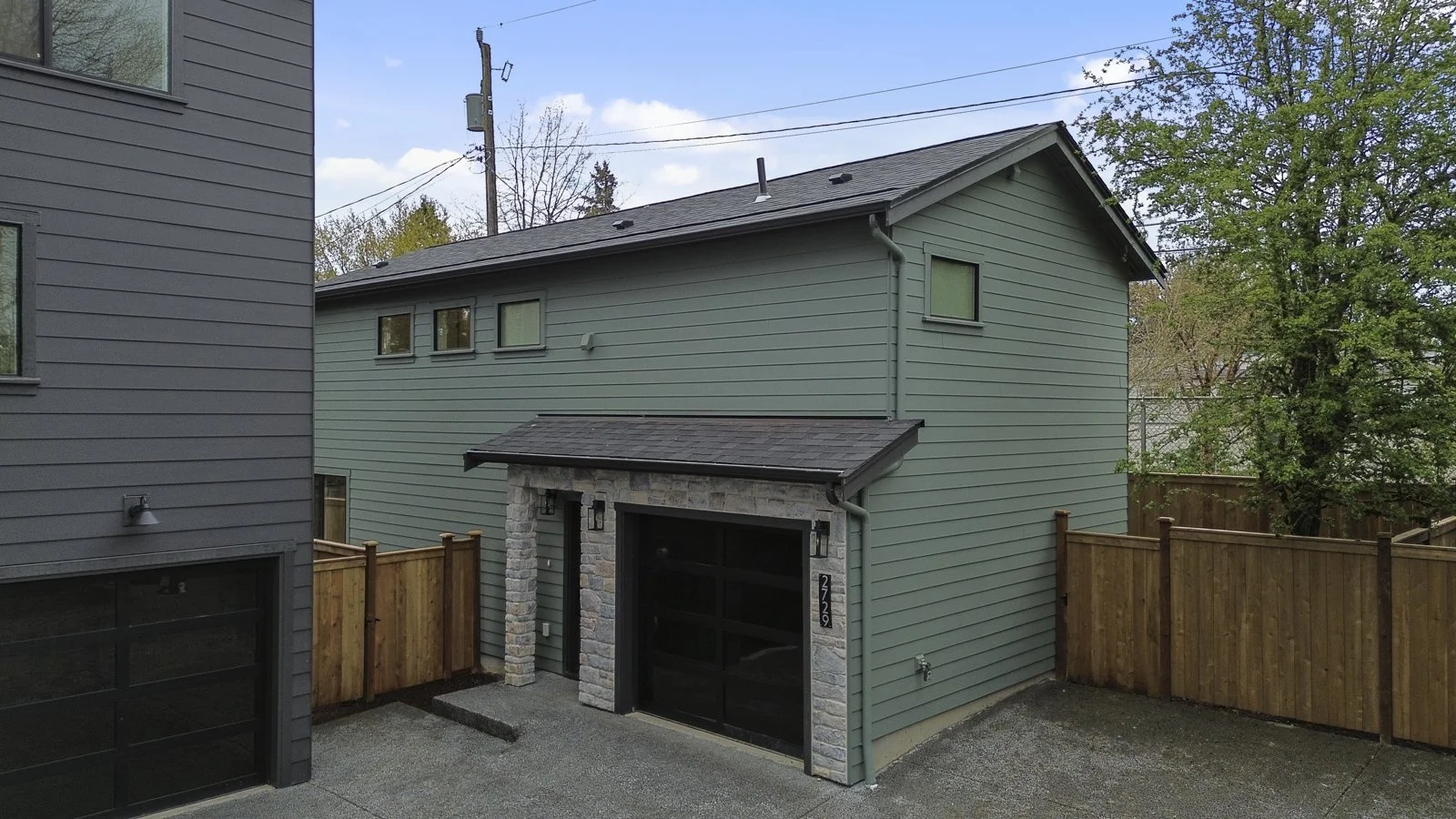 2729 NE 87th Street