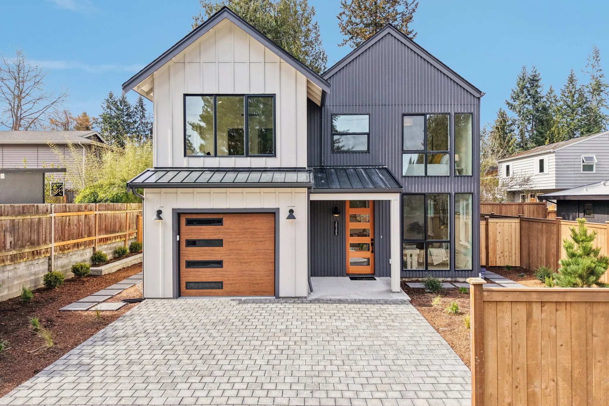 48-web-or-mls-5th Ave NW-S0104-048.jpg