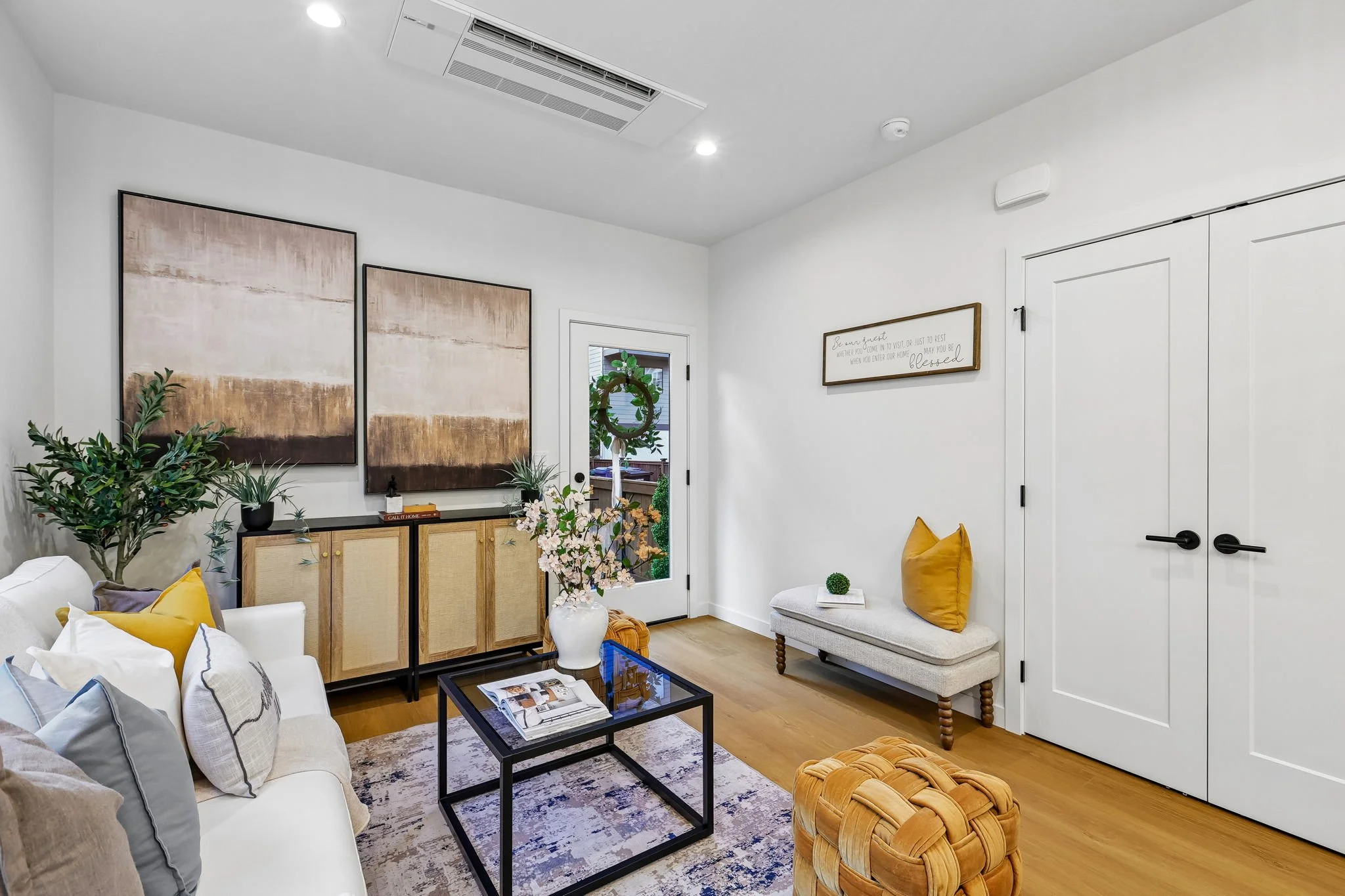 7-web-or-mls-13717 Stone Ave N 2-S2910-007.jpg
