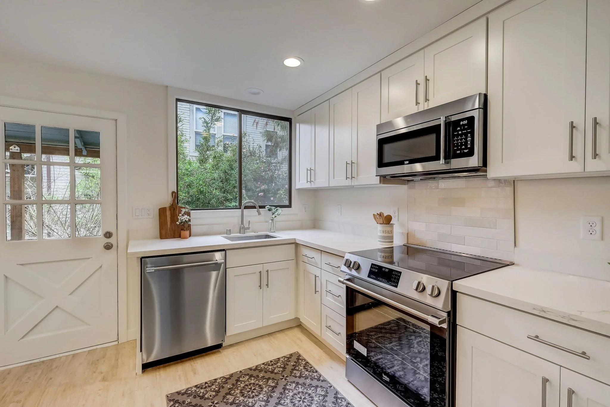 Brooklyn Ave NE-027.jpg