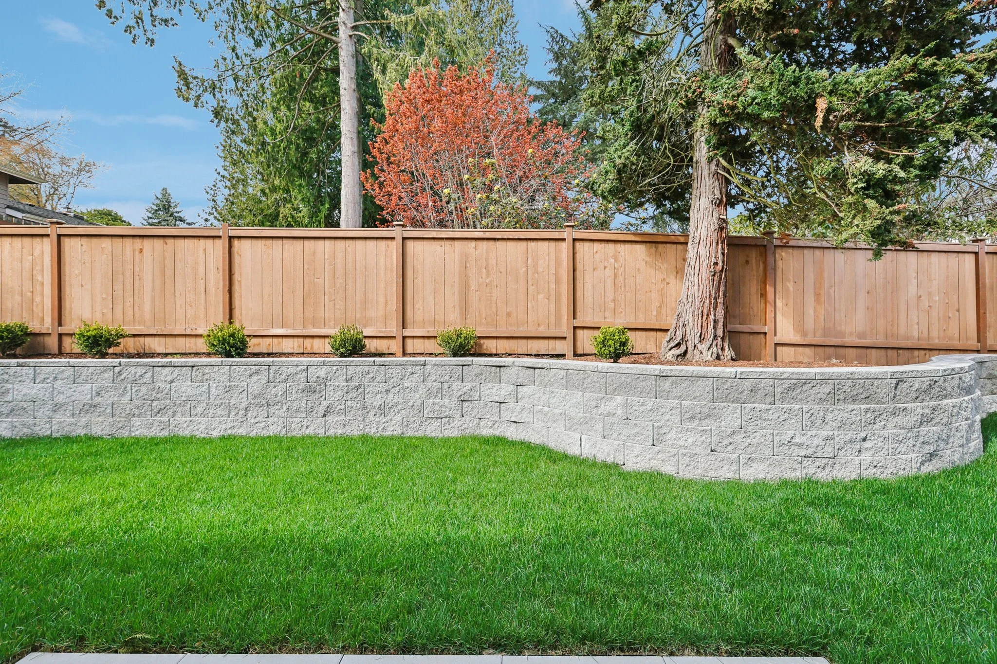 42-web-or-mls-5th Ave NW-S0104-042.jpg