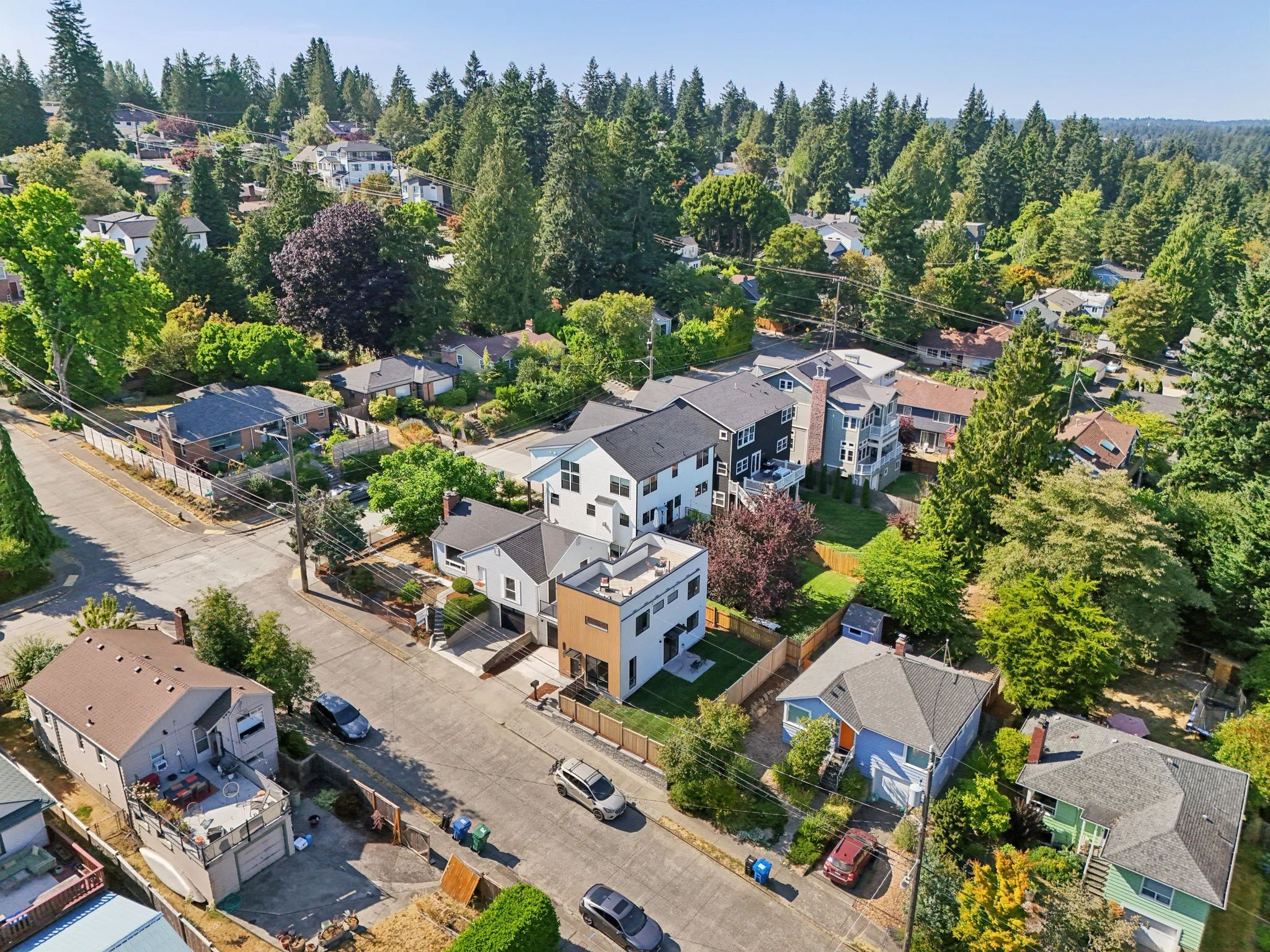 33-web-or-mls-NE 89th St-S2407-033.jpg