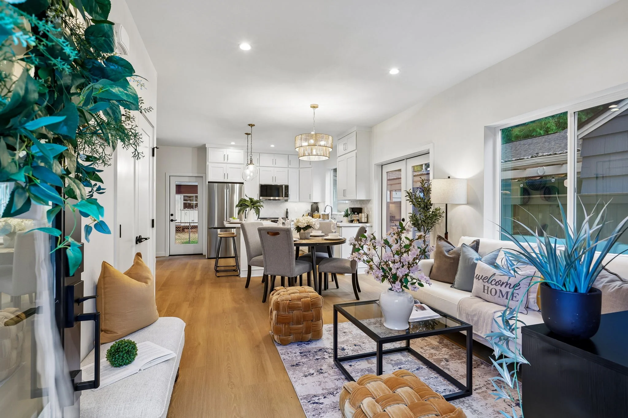5-web-or-mls-13717 Stone Ave N 2-S2910-005.jpg