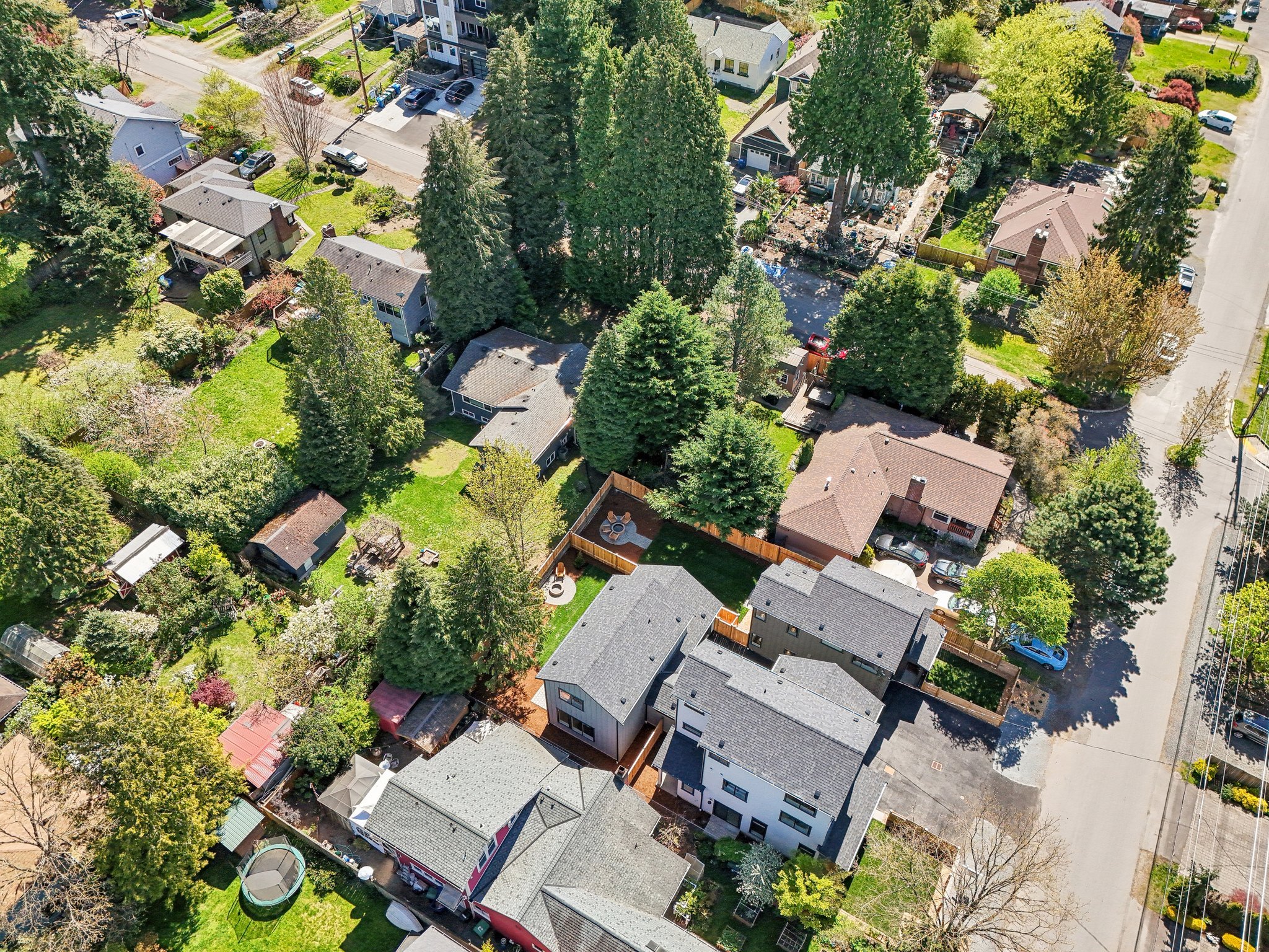 48-web-or-mls-8th Ave NE-1904-1-018.jpg
