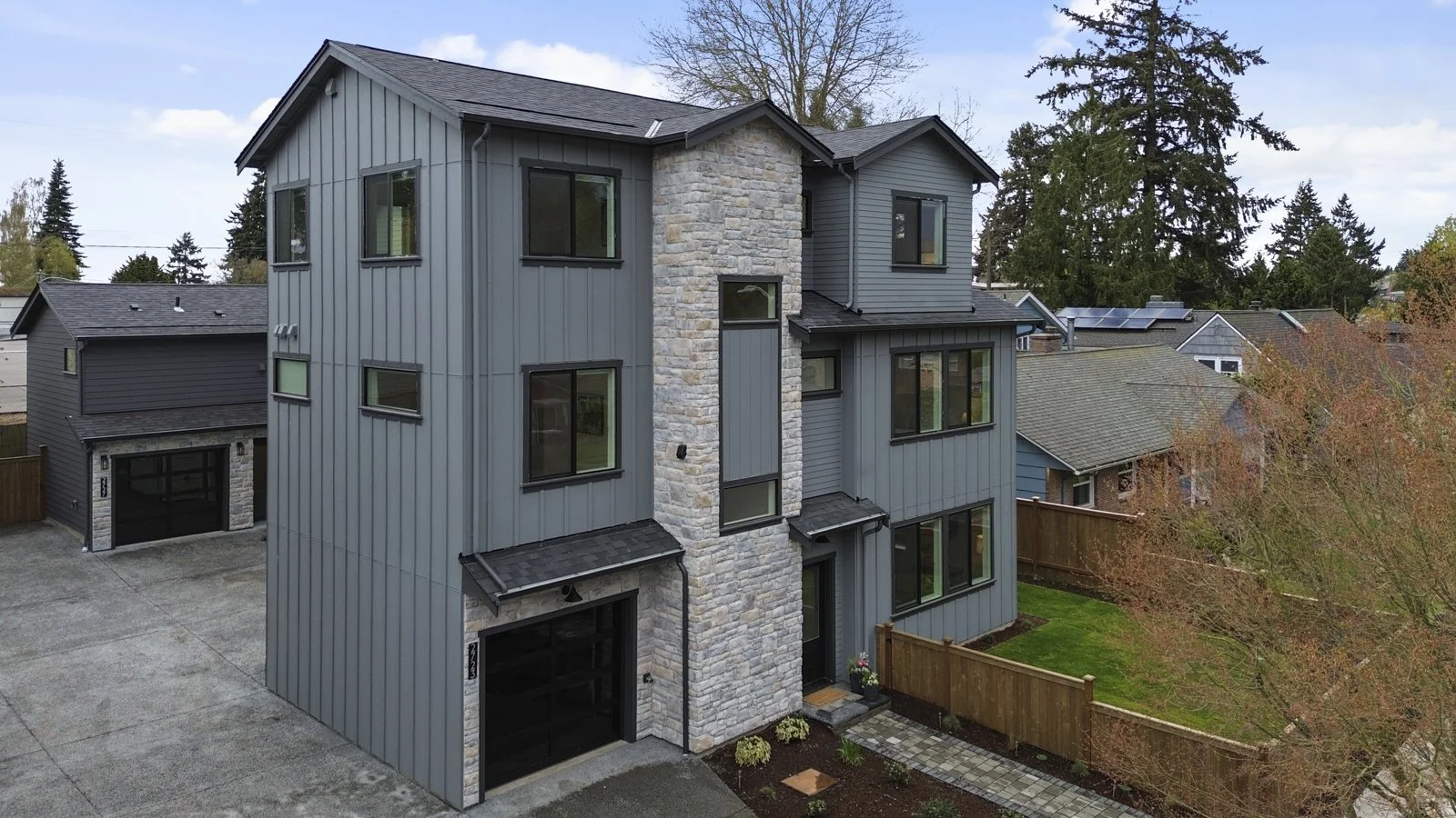 2723 NE 87th Street