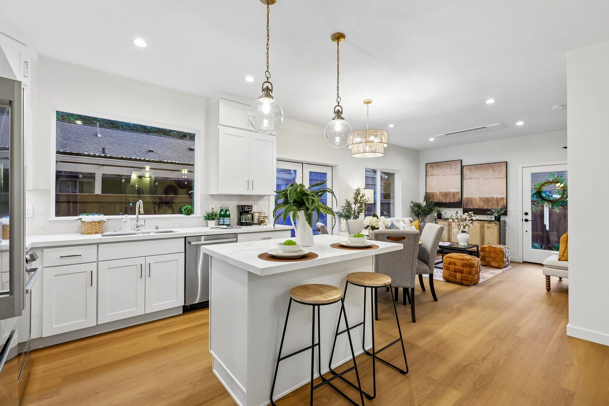 13-web-or-mls-13717 Stone Ave N 2-S2910-013.jpg