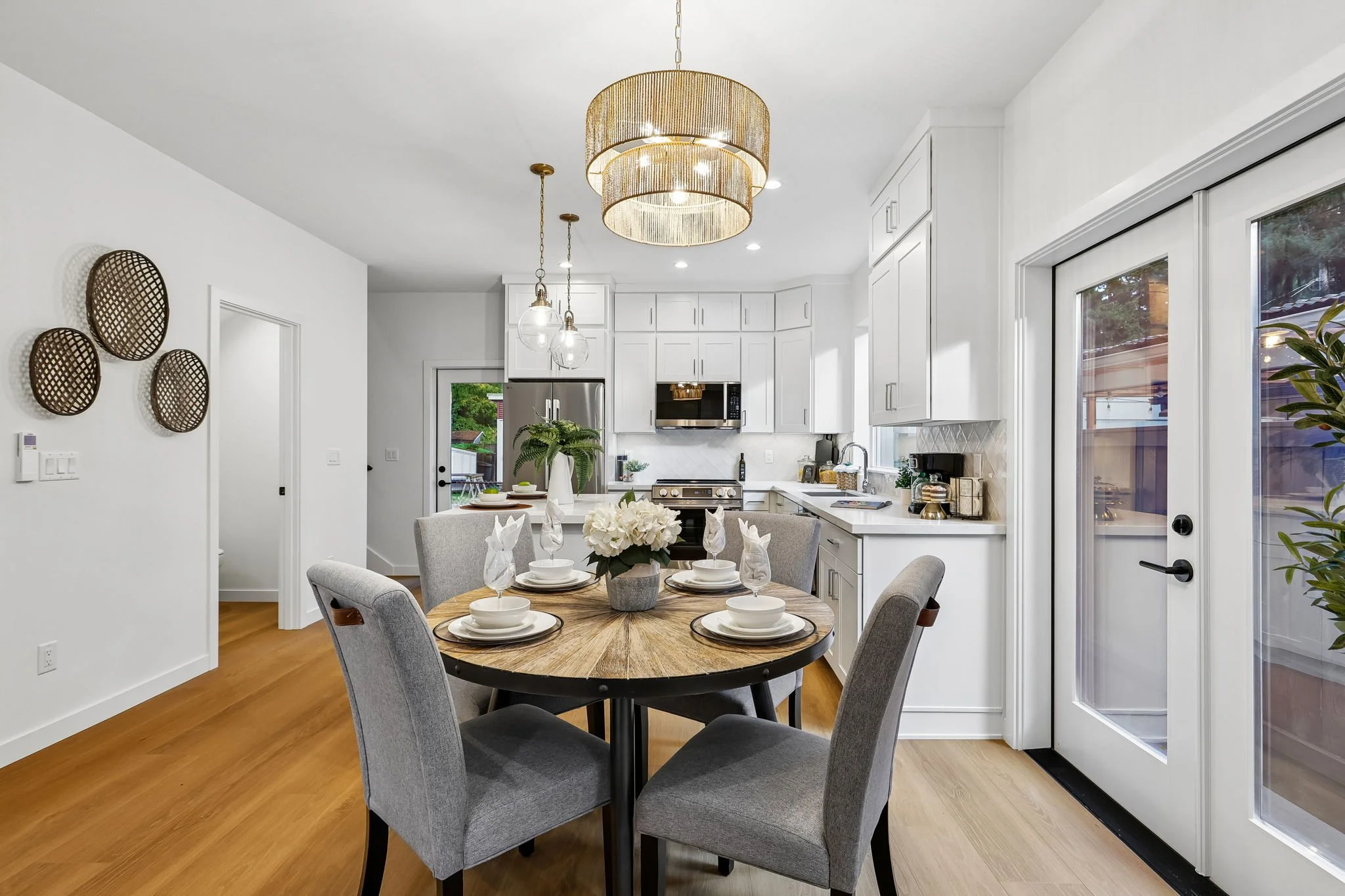 10-web-or-mls-13717 Stone Ave N 2-S2910-010.jpg