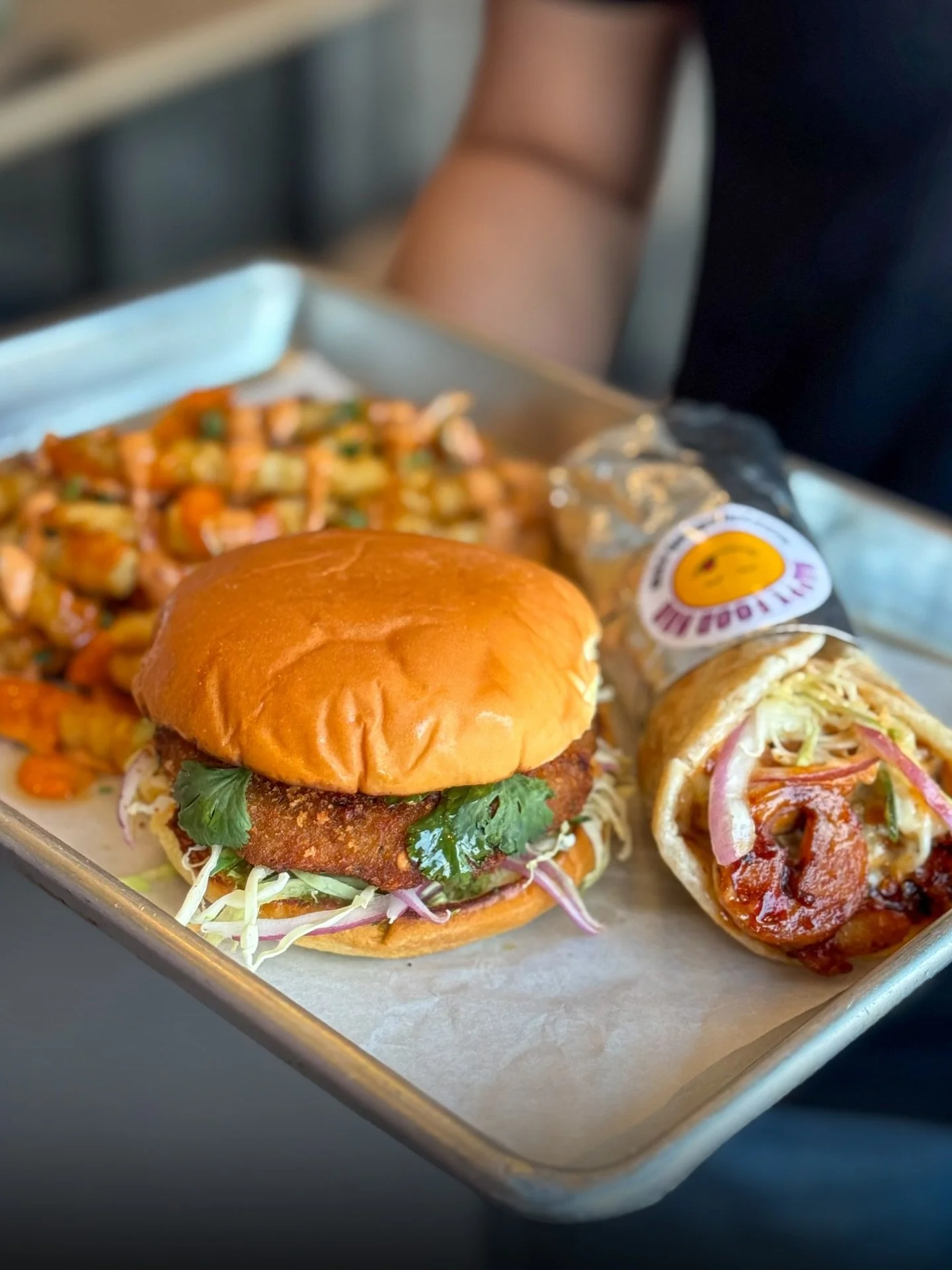 Serving up bold flavours & big bites at Happy Food Hub ππ―
#alootikkiburger #kathiroll #streetfood #bramptonstreetfood #bramptonrestaurant #foodies #indianstreetfood #fastfoodrestaurant