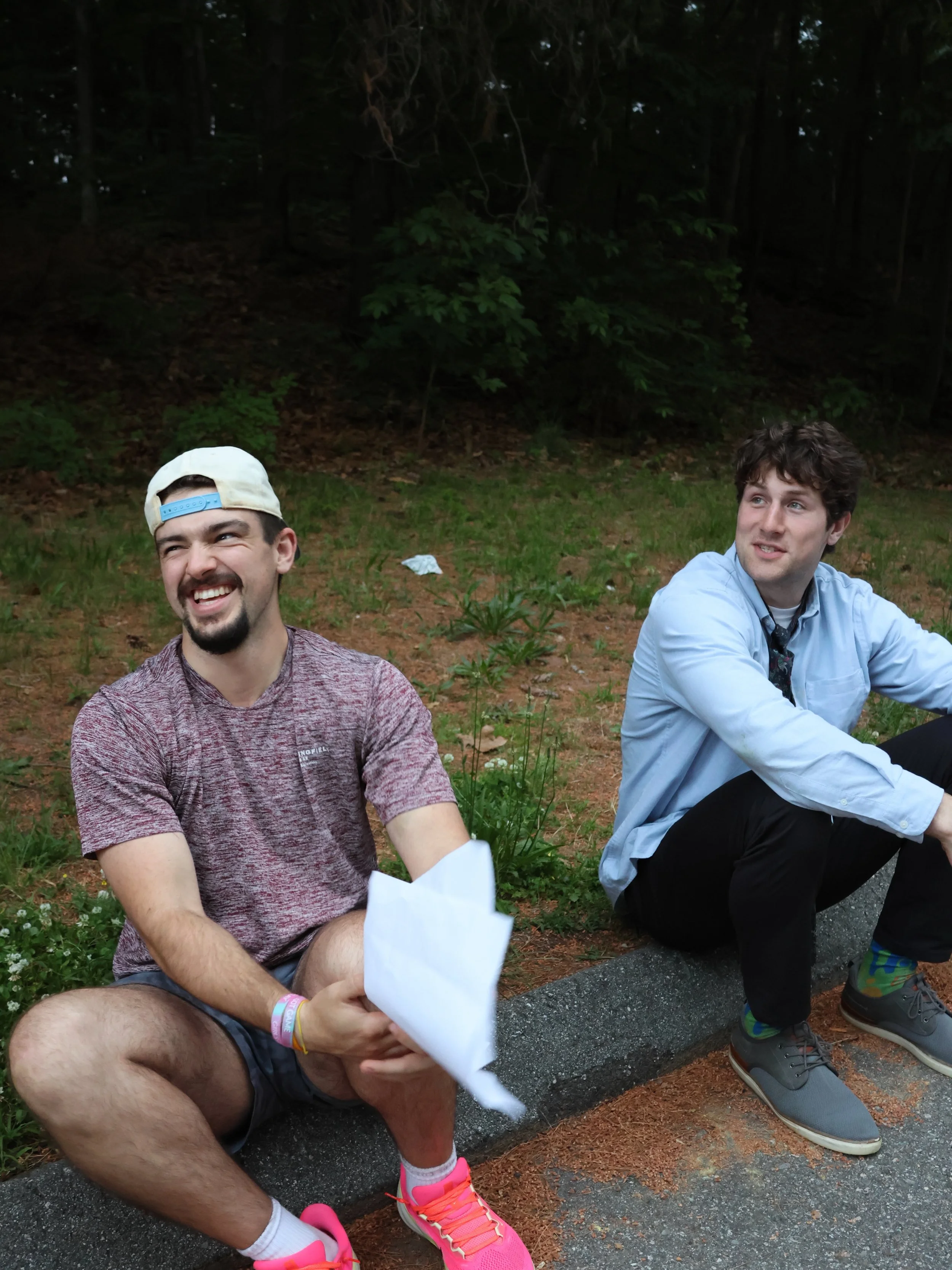 These clowns back on set for more Sunday Morning Taped 🤡

📸: @camdarcy.159