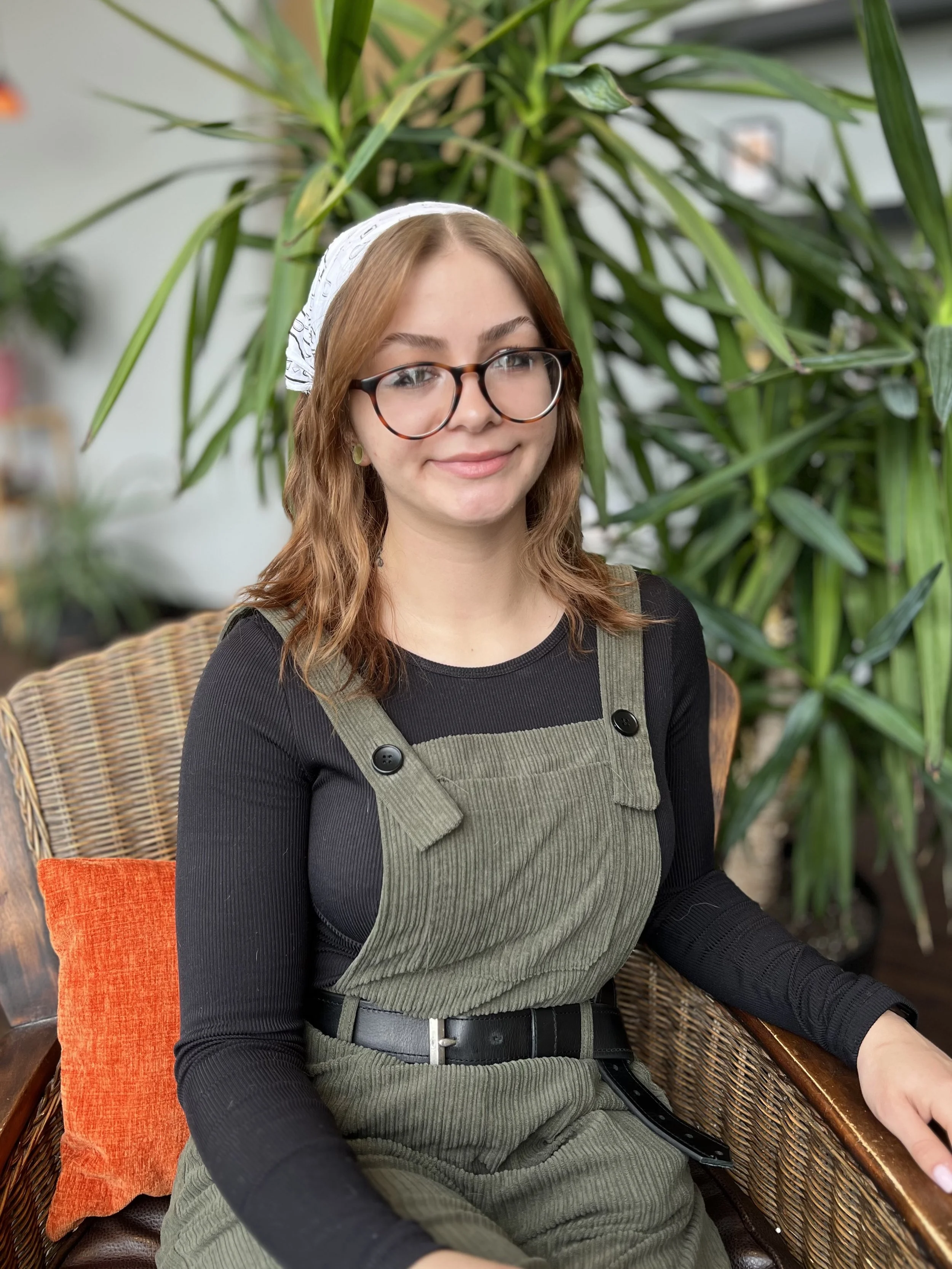 Meet Kaydence! A stylist at the Hair Artistry Collective in Morgantown, WV.