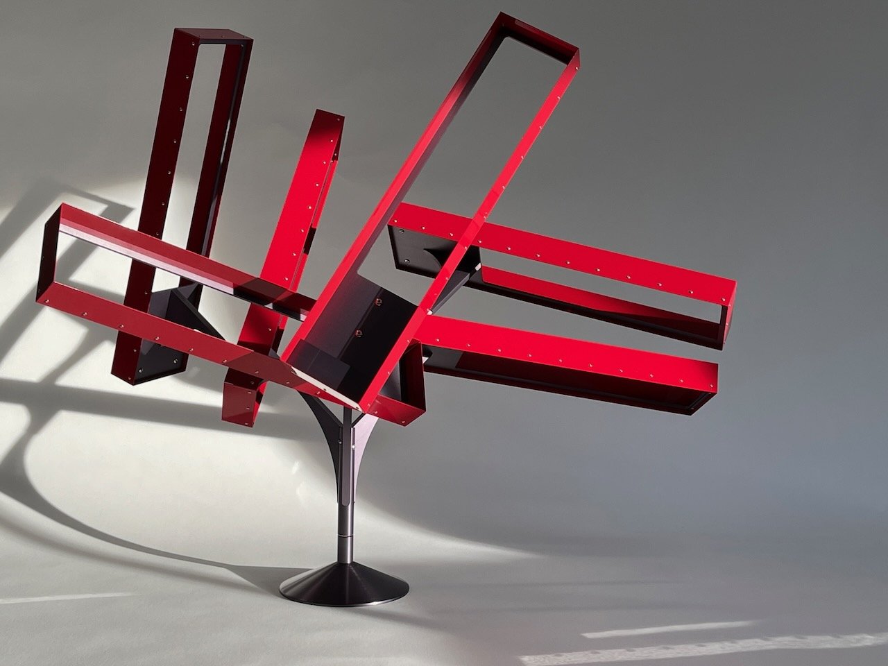 BOUGANVILLA ROJA - 2021
Painted Aluminum, Anodized aluminum, stainless steel, brass