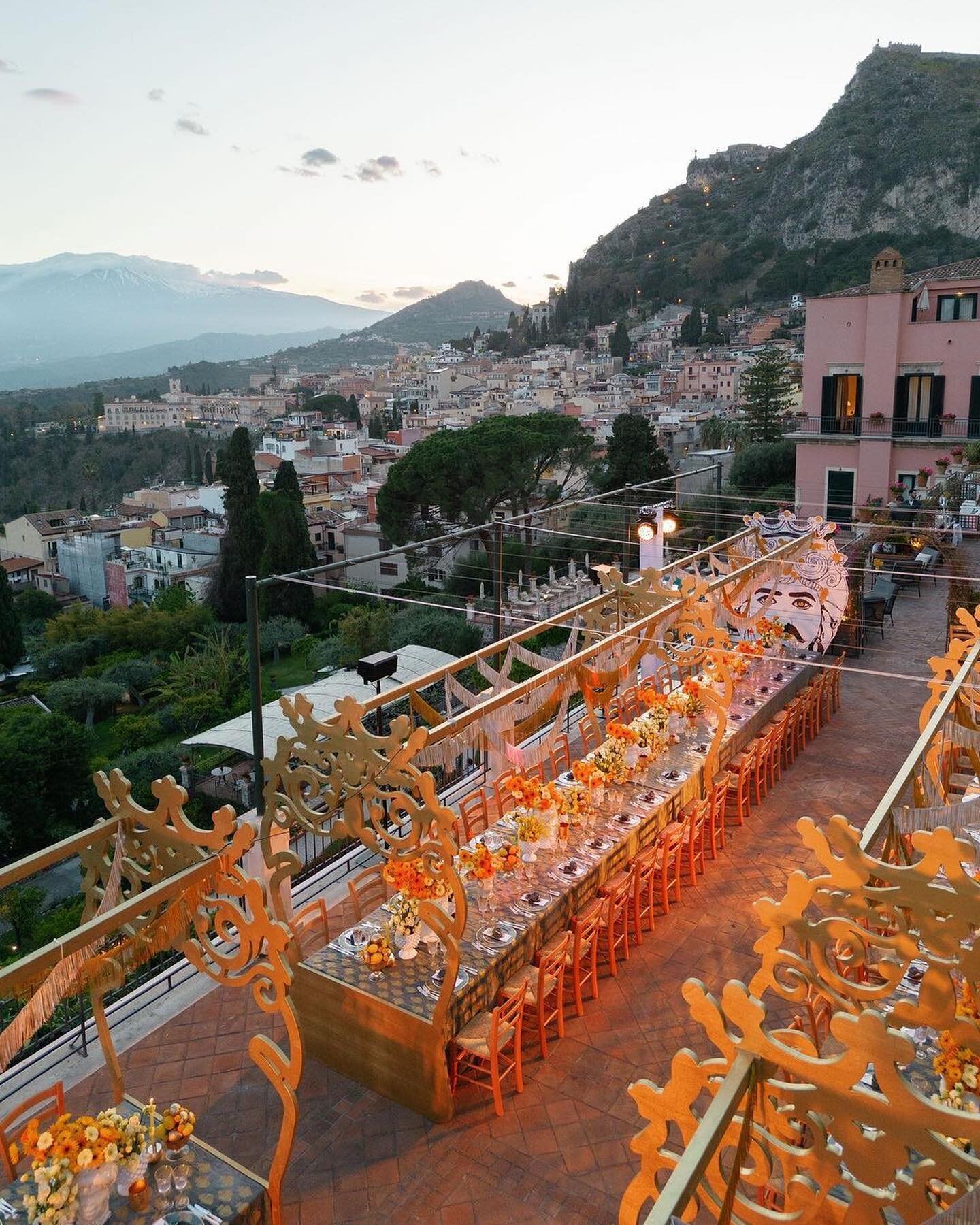 Ciao! Follow our CEO @bridal_vogue through the streets of Taormina and beyond in Sicily #engage23 🏟️ We've joined 135 attendees from 12 countries in the luxury bridal market. Are you attending? What has been your favorite event so far?

Host Propert