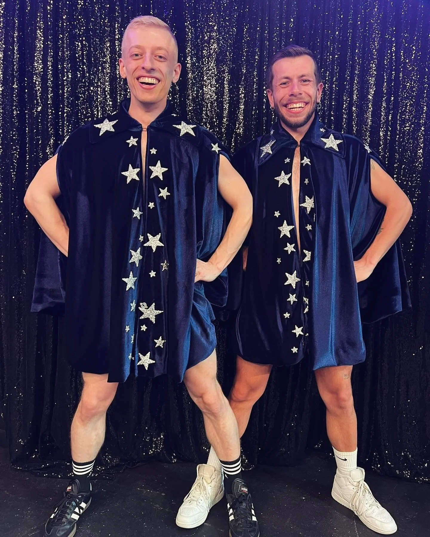 We are your 🍆 puppeteers, folks! 
Show #8 tonight 3/15 at Empire Stage in Ft Lauderdale 😱 @lisalowexo 

Running until April 6th! Get your tickets at Empirestage.com

#PuppetryOfThePenis #PuppetryOfThePenisFtLauderdale #fortlauderdale #southflorida 