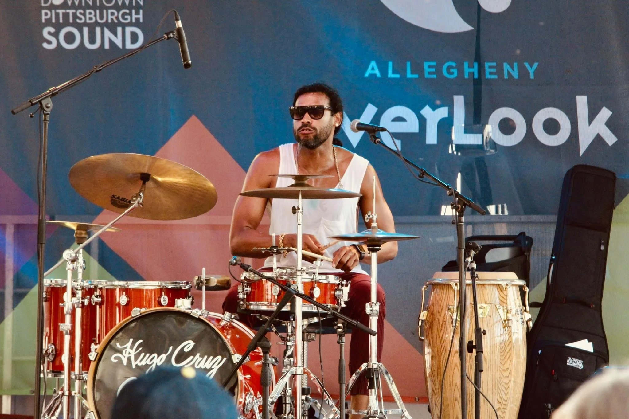 Bakery Square Music Series Presents Hugo Cruz and Caminos