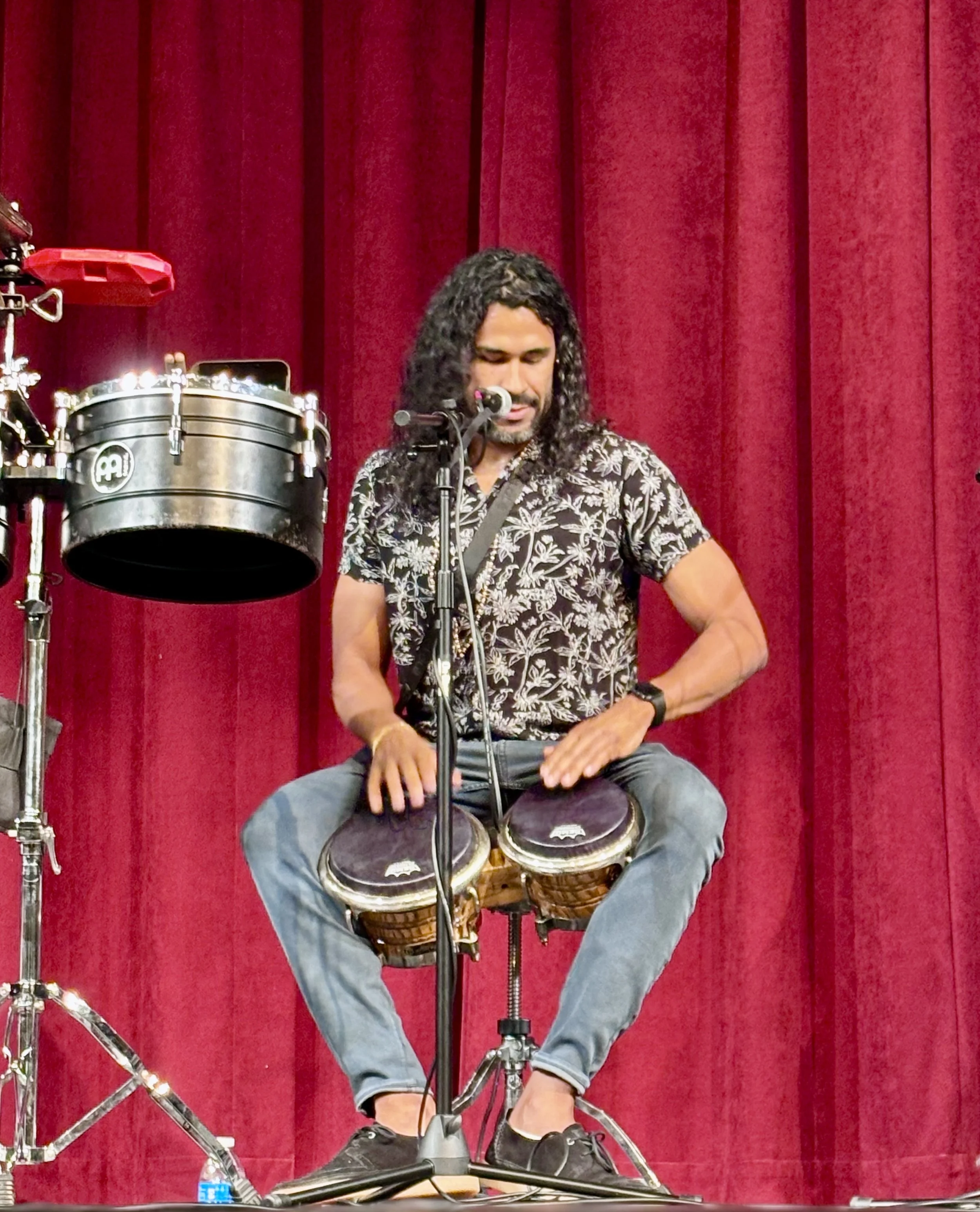 Caminos live at Kingfly Spirits
