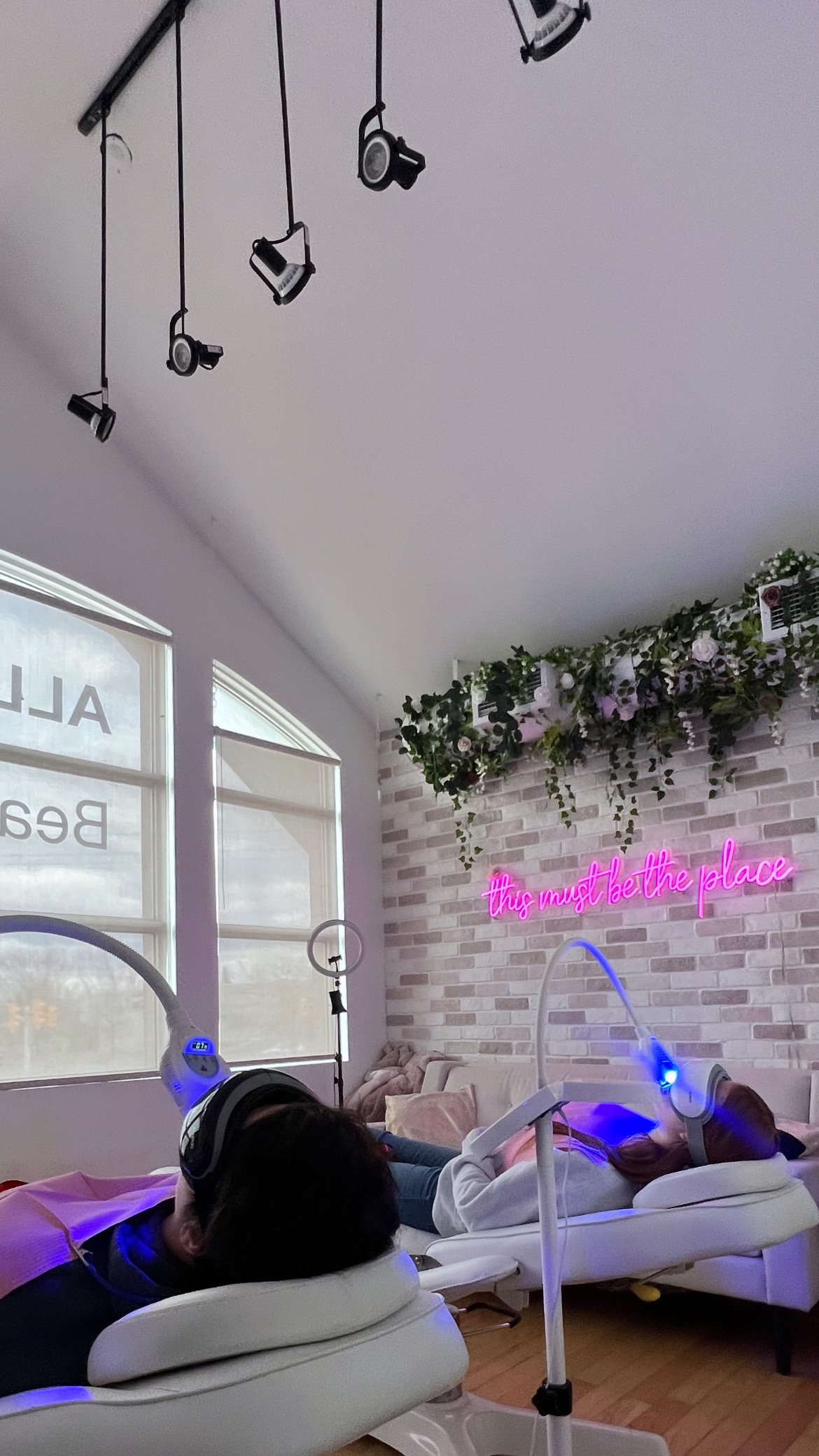 A teeth whitening service at All That Beauty Bar in Ottawa