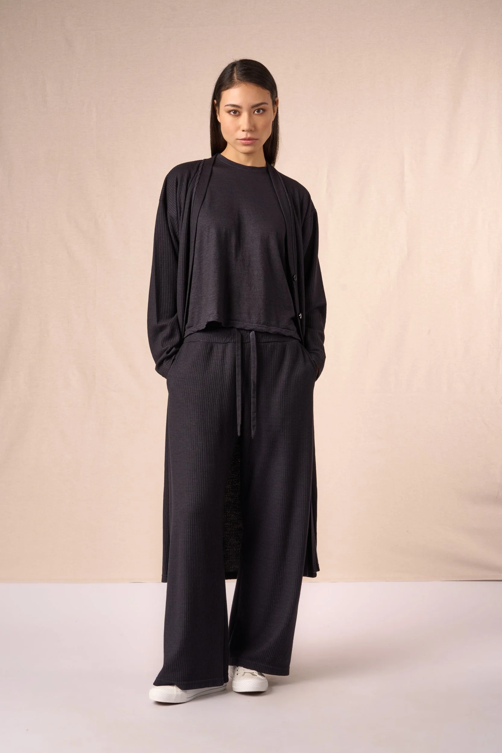 CRUES-700-W16.jpg