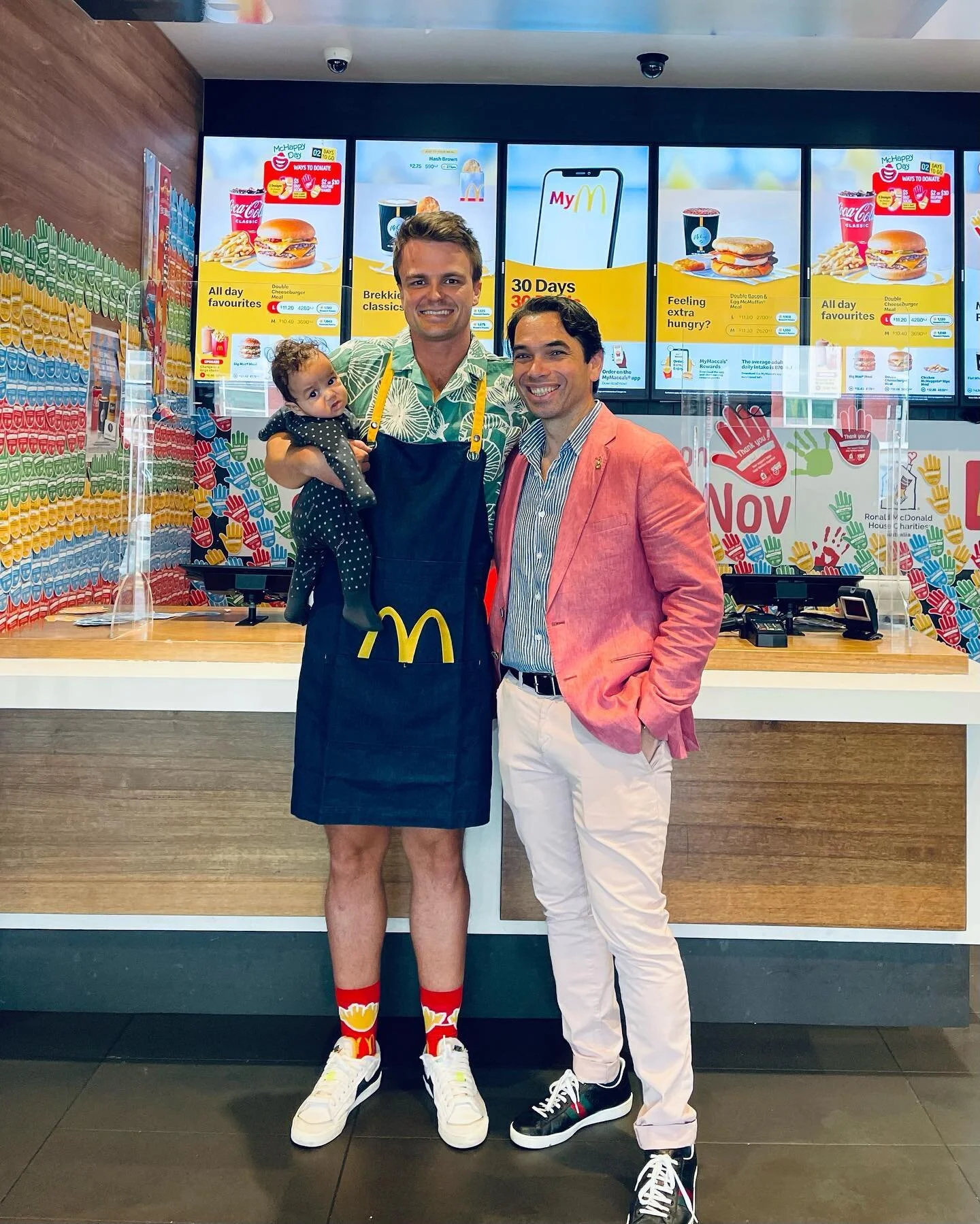 Little Luna and I had an amazing time visiting @coreyintas and the @maccas.north.hobart team as they prepared for McHappy Day 🙌

I&rsquo;m proud to be sporting my Silly Socks in support of #mchappyday, which raises much-needed funds for @rmhcaustral