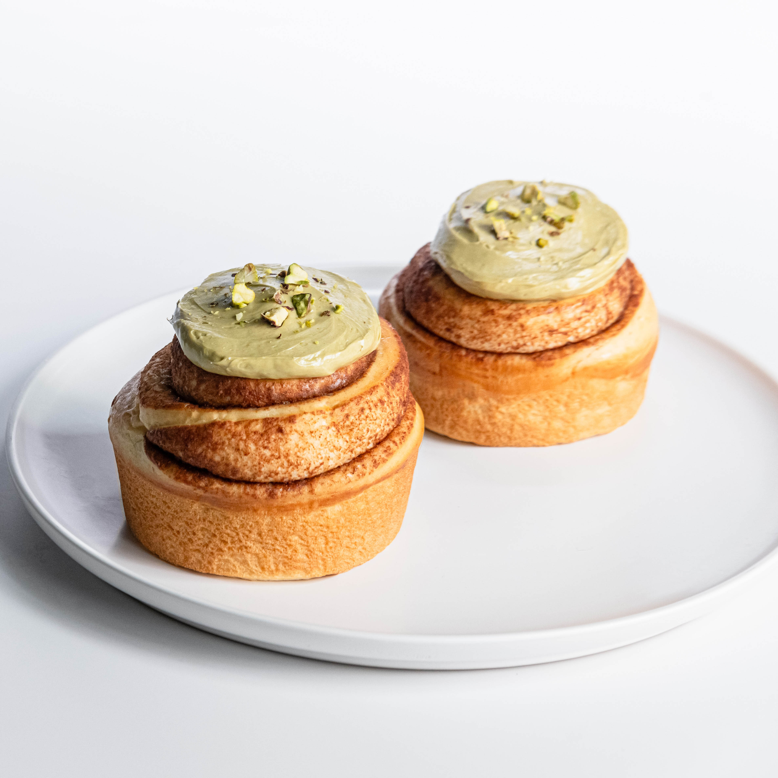 Pistachio Cream Topping 2.png